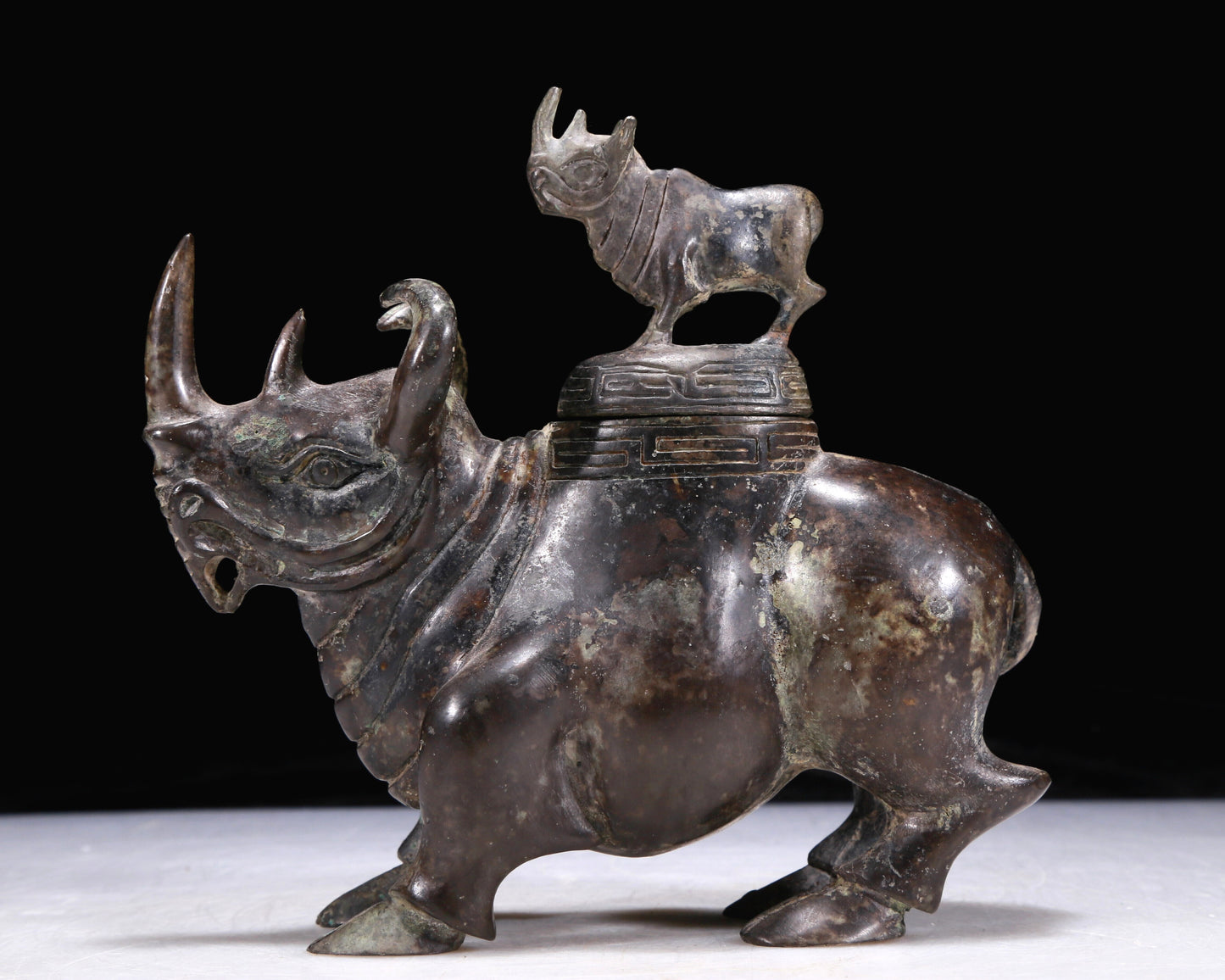 A Precious Bronze Rhinoceros-Form Jar