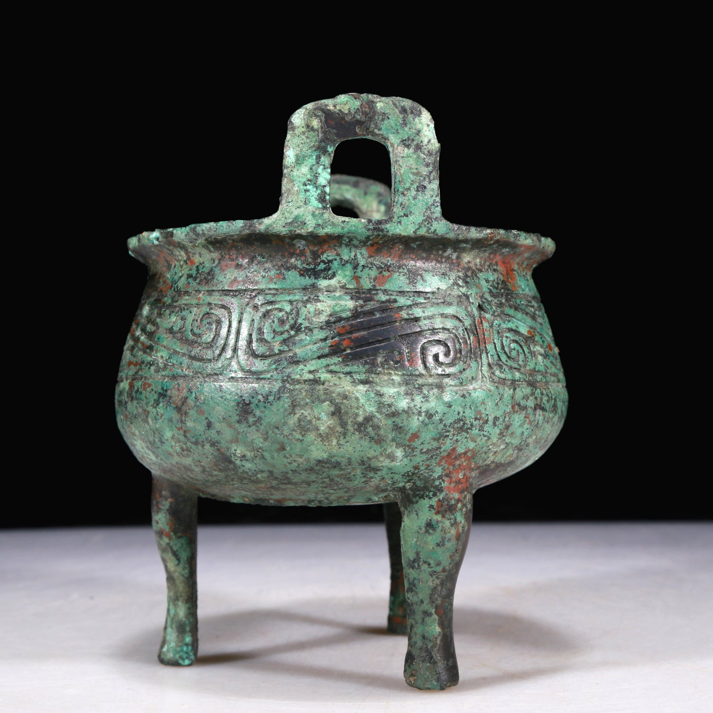 A Fantastic Bronze Tripod Censer With Inscriptions