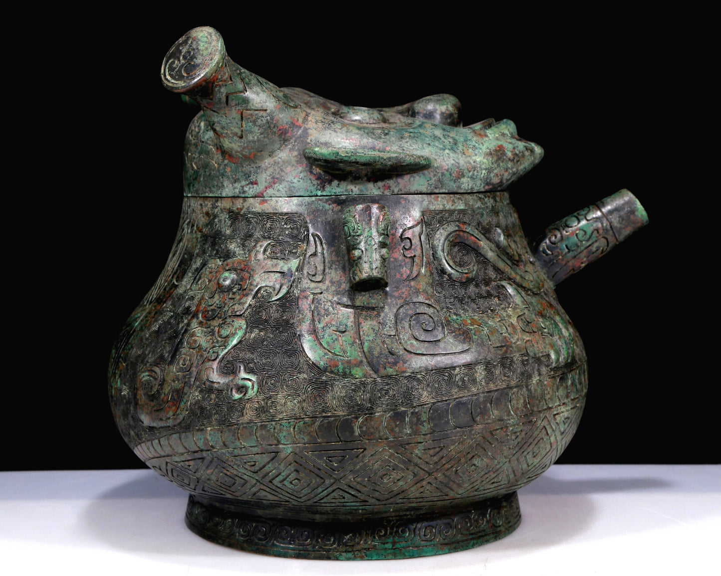 A Huge Archaic Bronze 'Auspicious Beast' Jar