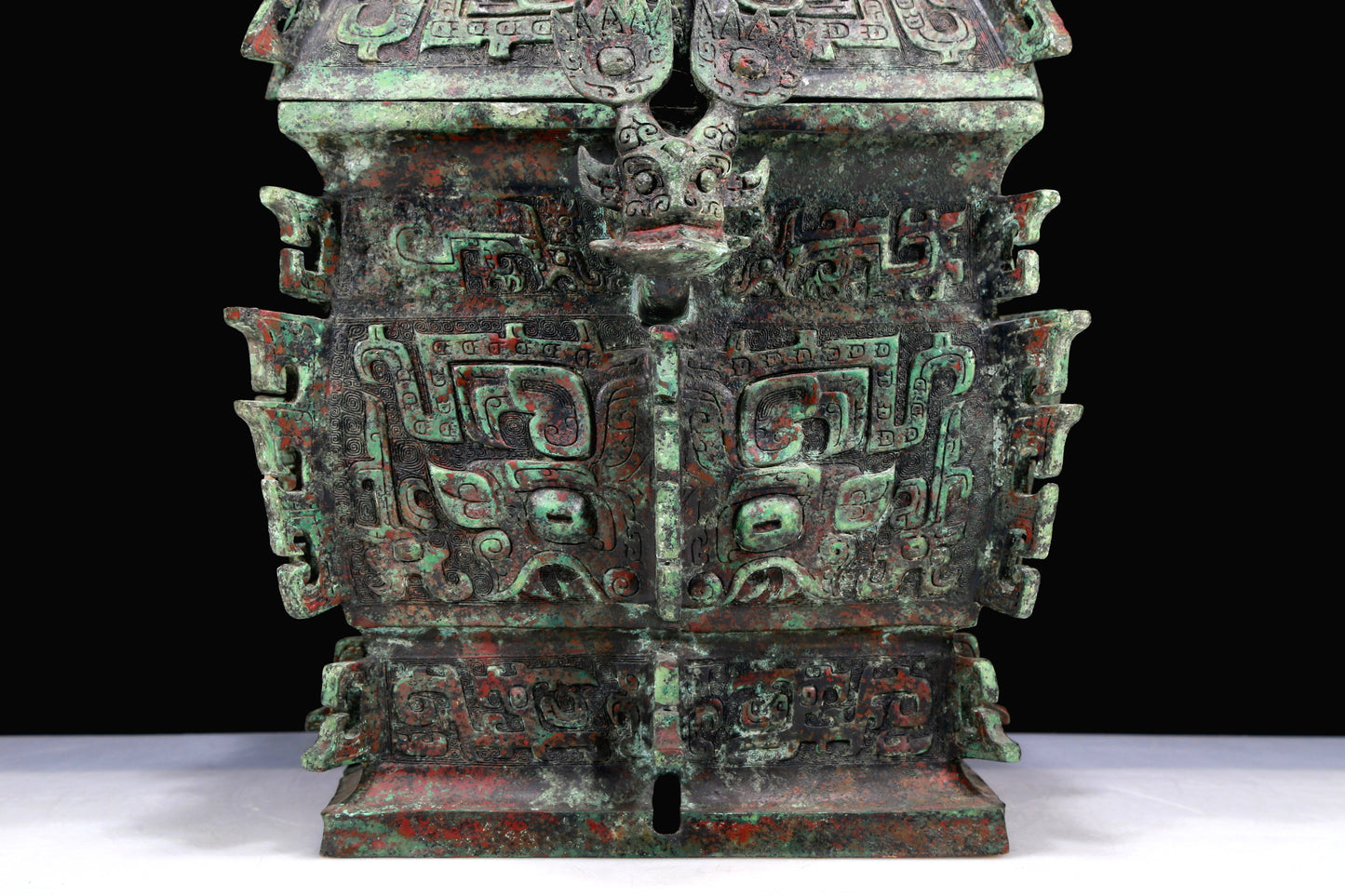 A Huge Archaic Bronze 'Animal Mask' Jar With Inscriptions