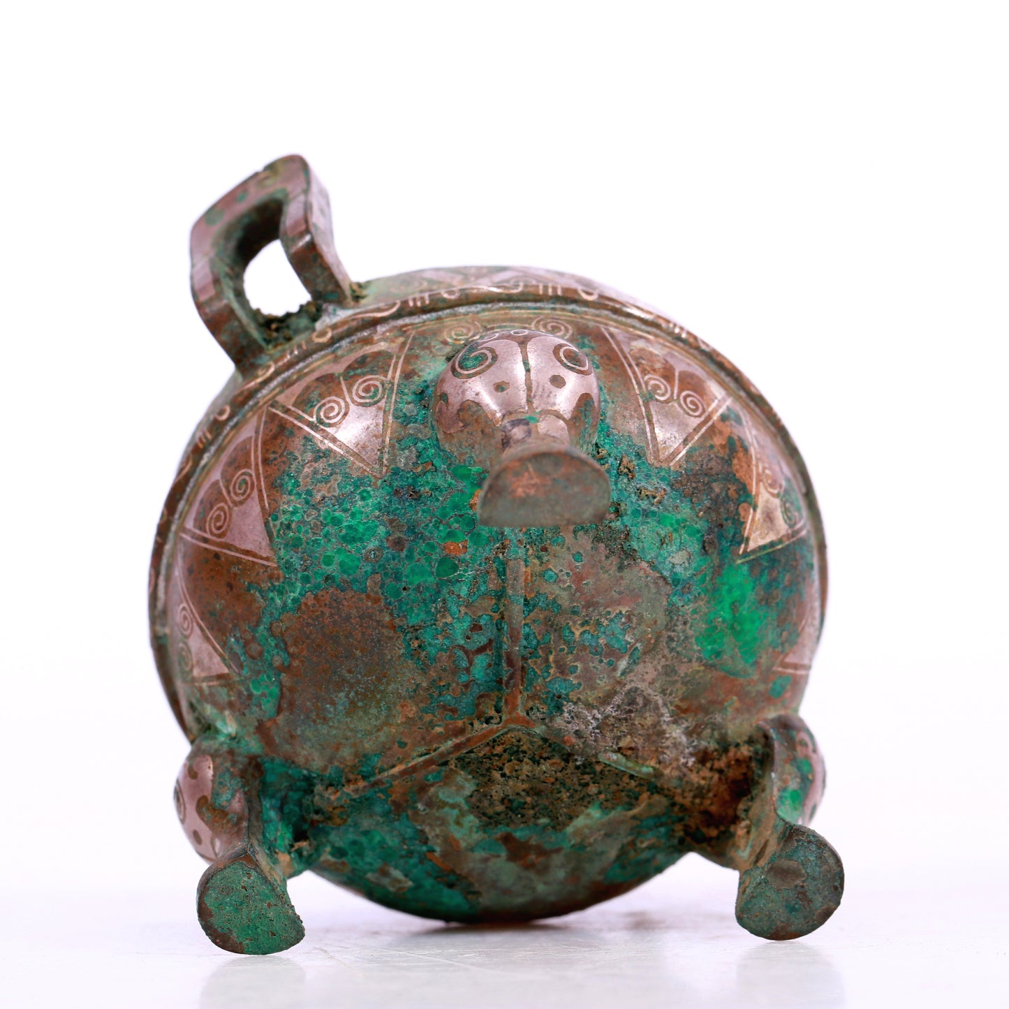 An Archaic Bronze Silver-Inlaid 'Auspicious Cloud' Tripod Censer And Cover