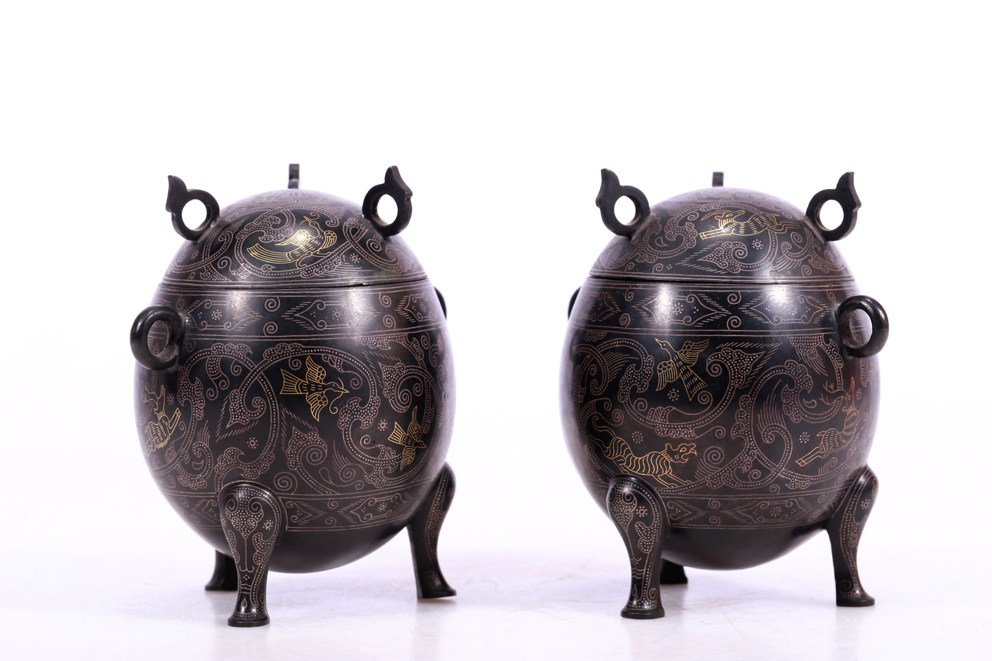 An Archaic Pair Of Bronze Gold& Silver-Inlaid 'Auspicious Beast' Tripod Censers And Covers