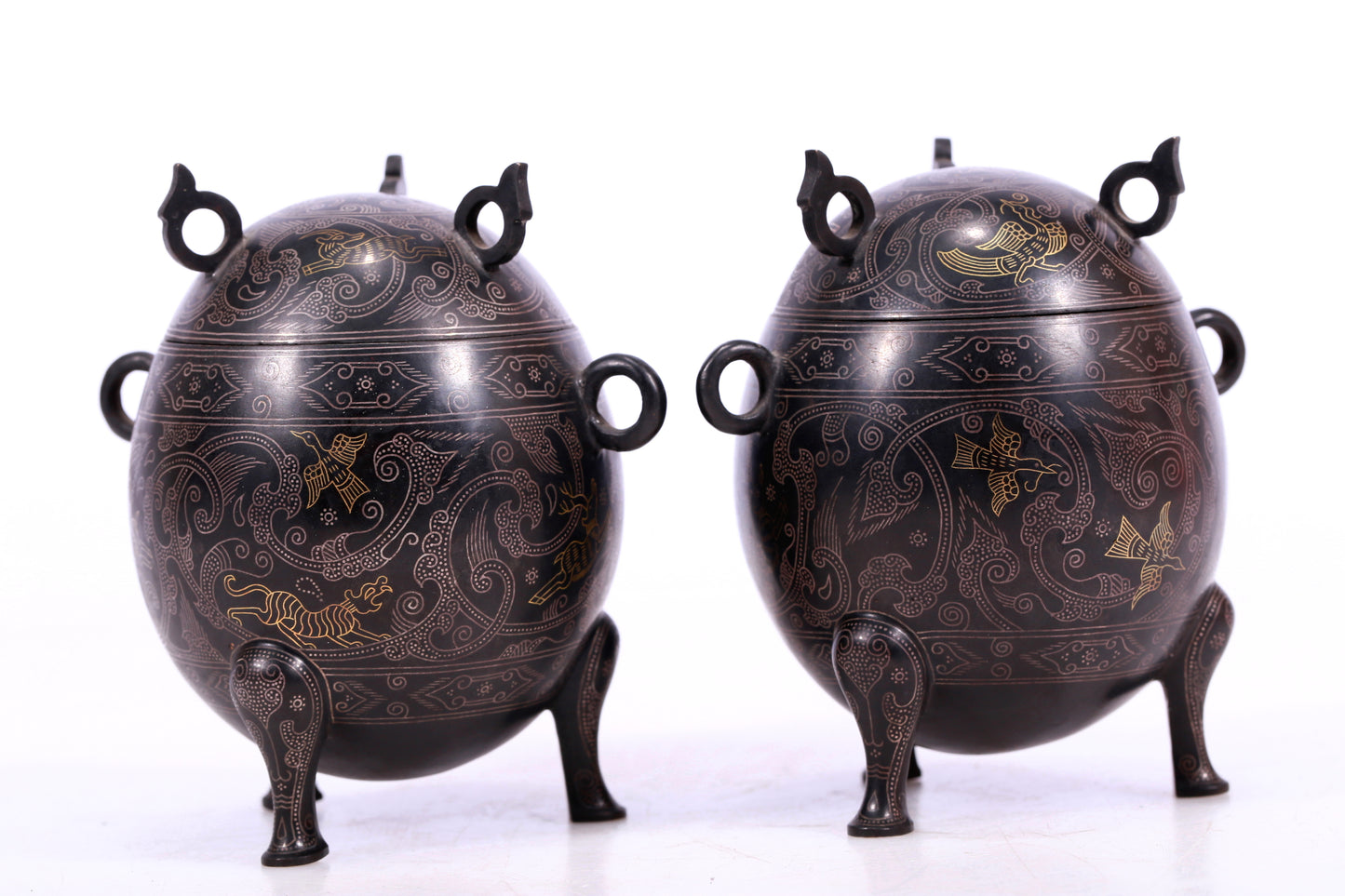 An Archaic Pair Of Bronze Gold& Silver-Inlaid 'Auspicious Beast' Tripod Censers And Covers