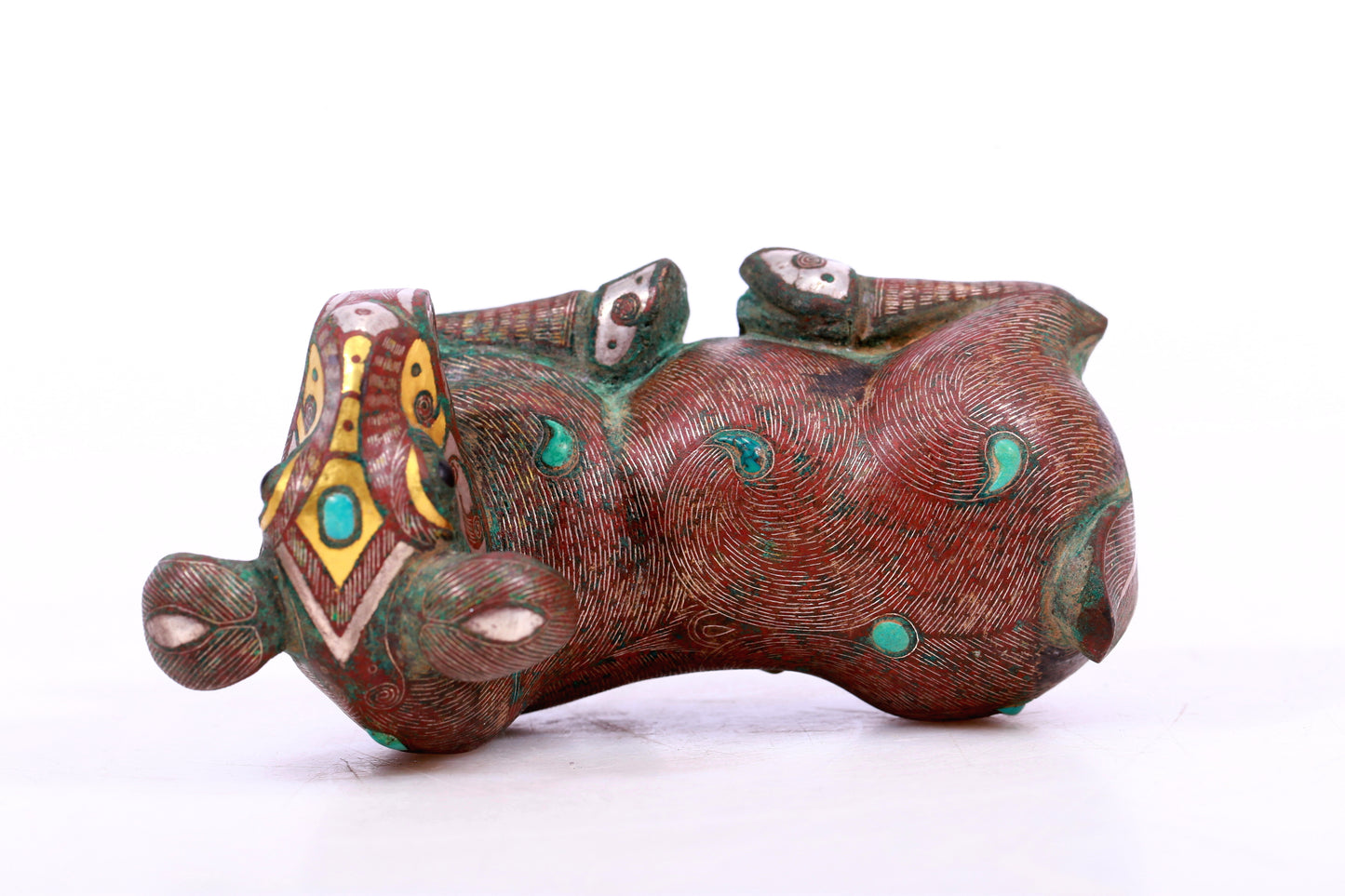 An Archaic Bronze Gold& Silver-Inlaid Ram