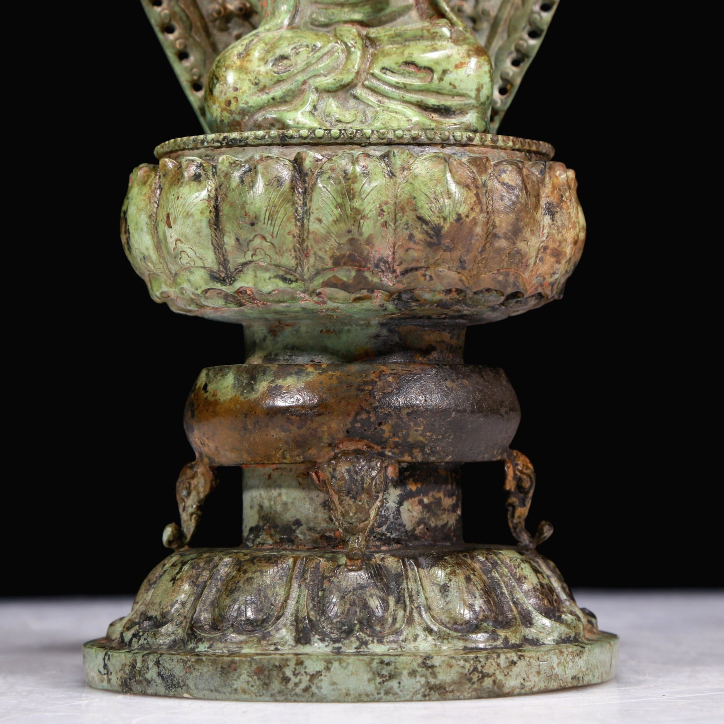 A Superb Bronze Figure Of Guanyin