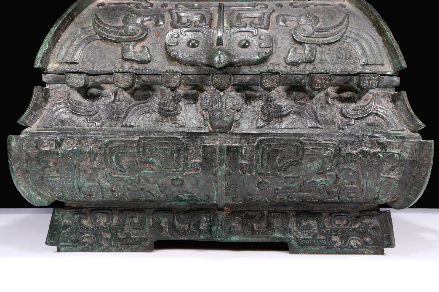 A Huge Superb Bronze 'Auspicious Beast' Jar With Inscriptions