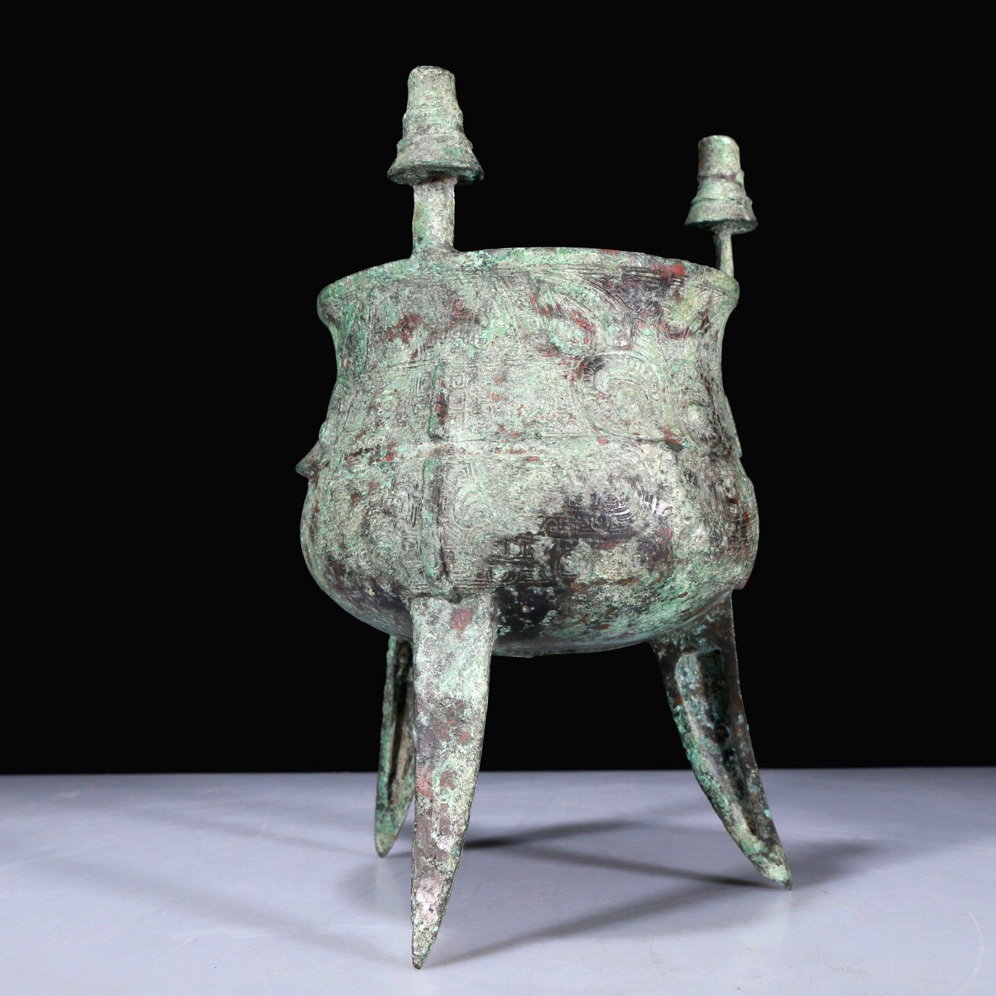 A Superb Bronze 'Auspicious Beast' Tripod Cup With Inscriptions