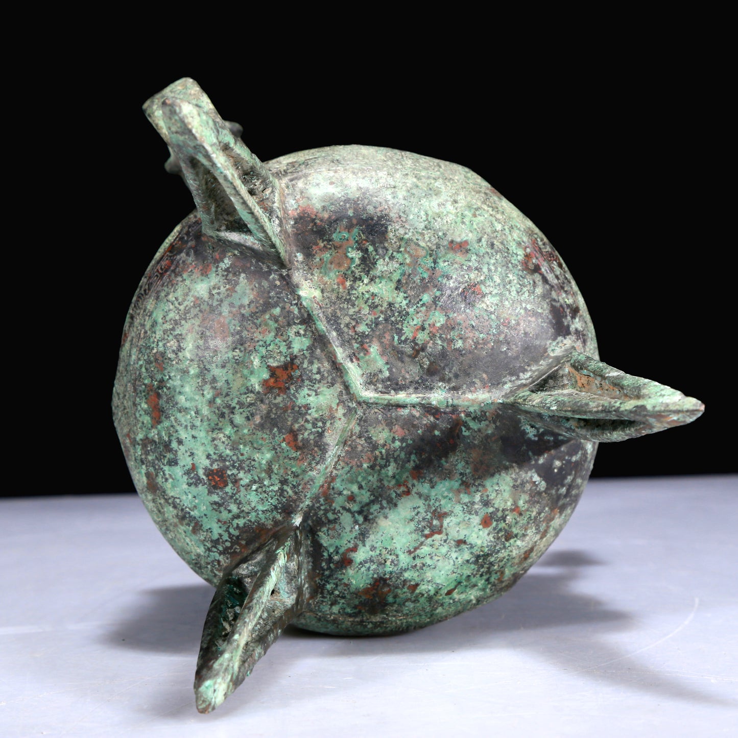A Superb Bronze 'Auspicious Beast' Tripod Cup With Inscriptions