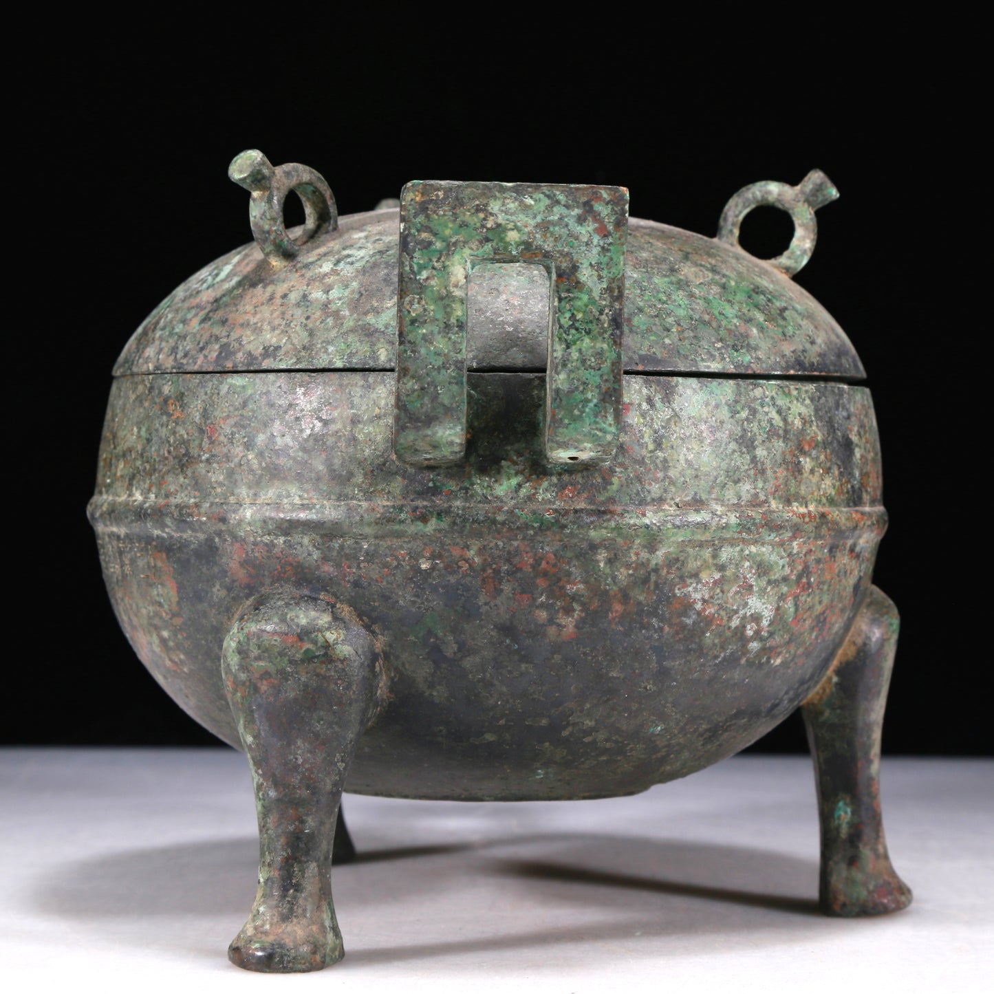 A Wonderful Bronze Tripod Censer And Cover
