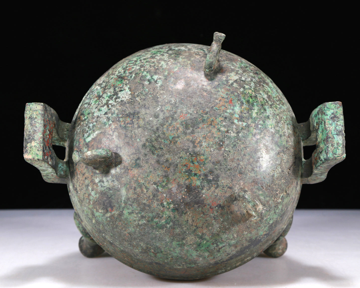 A Wonderful Bronze Tripod Censer And Cover