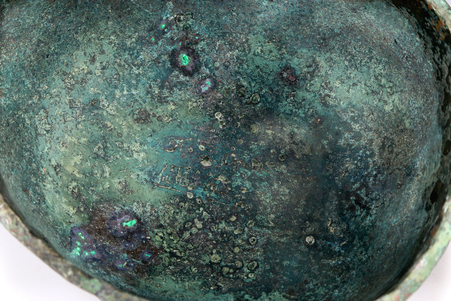 A Wonderful Bronze 'Auspicious Beast' Tripod Censer And Cover With Inscriptions