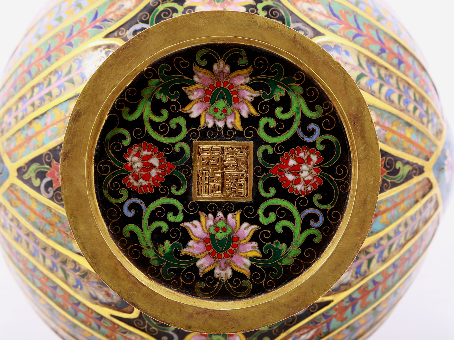 A pair of cloisonne flower-patterned phoenix-ear vases