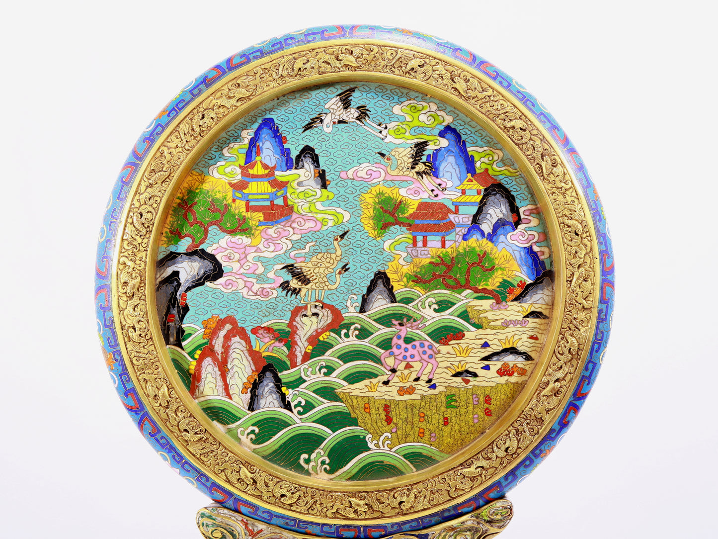 A cloisonne auspicious animal screen