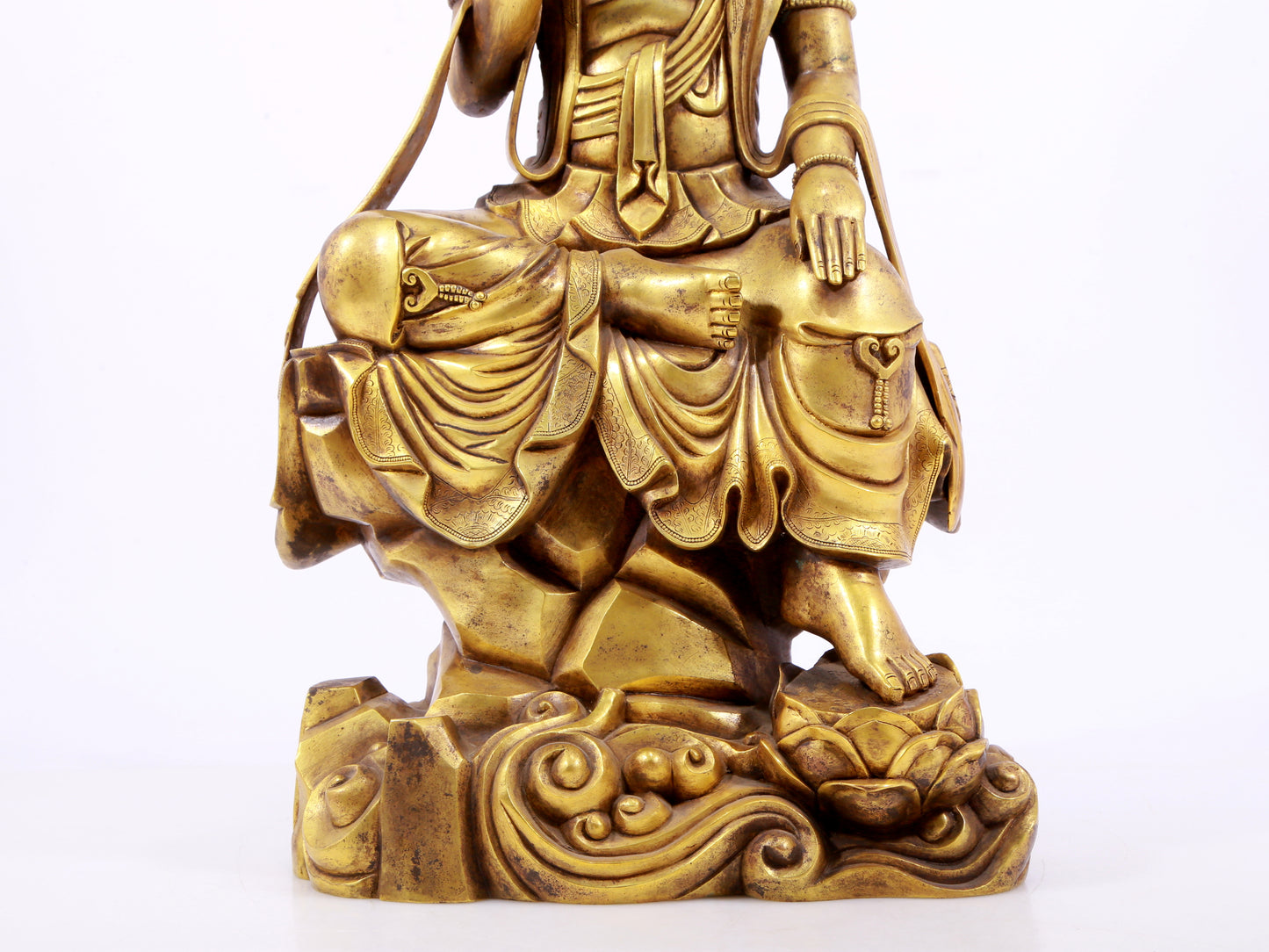 Gilt bronze Bodhisattva statue