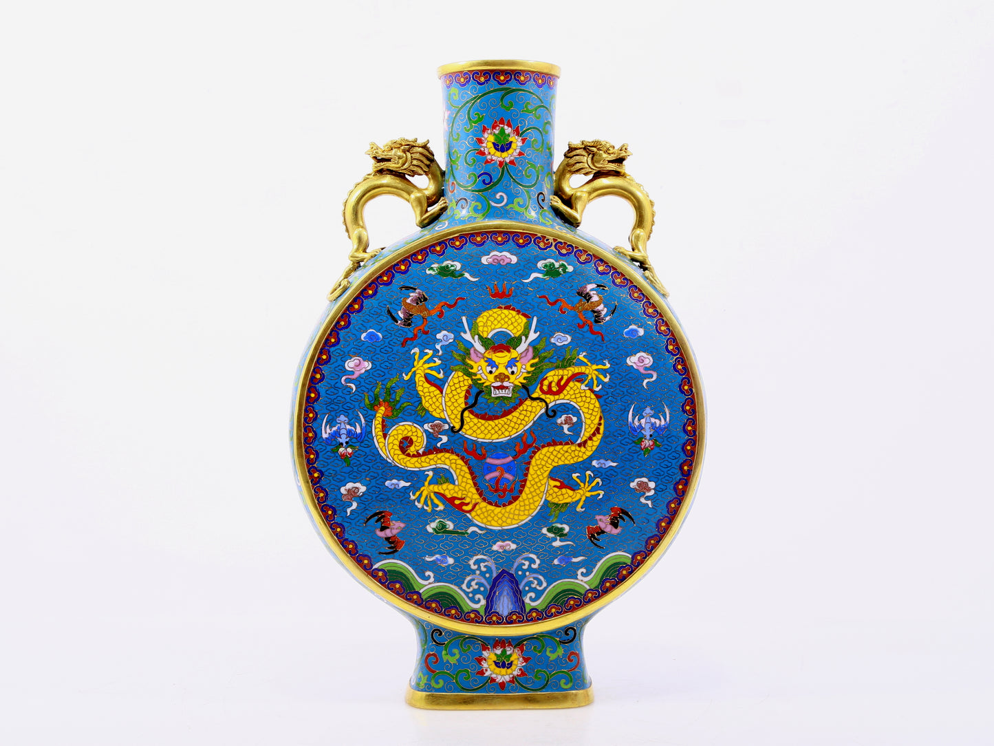 A pair of cloisonné auspicious clouds and dragon pattern amphora