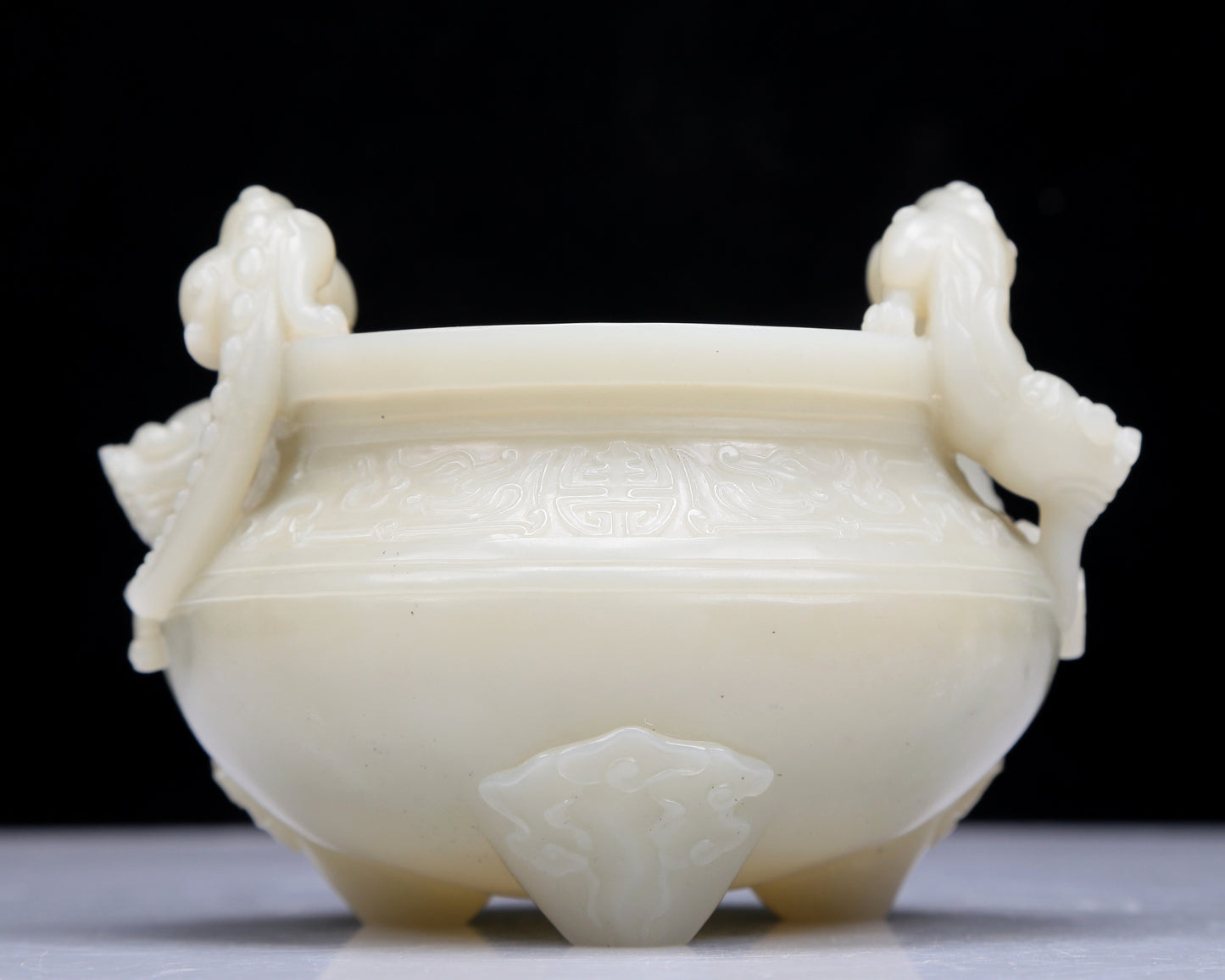 Precious White Jade Chi-Dragon-Handled Tripod Censer