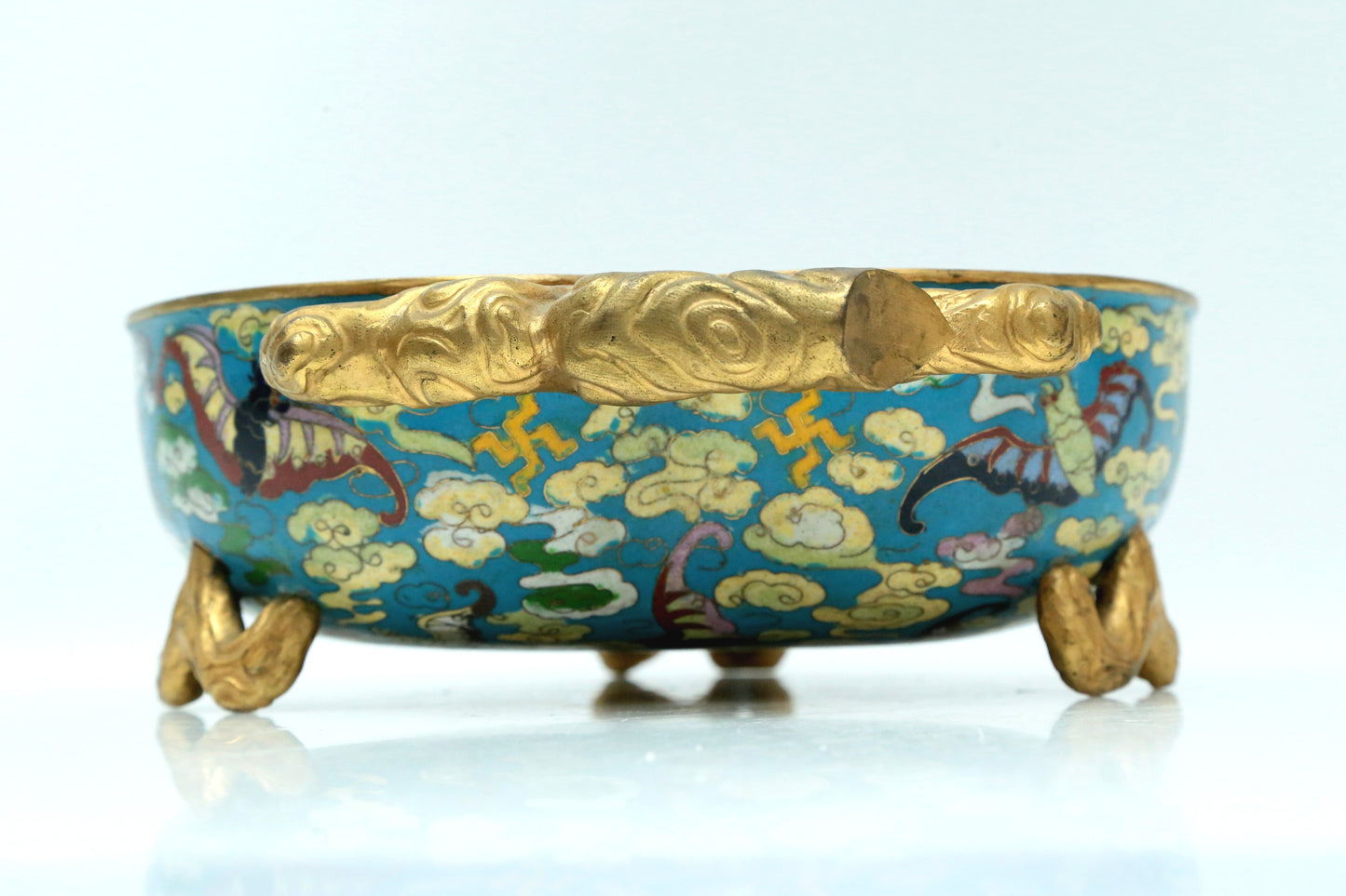 A Fine Cloisonne 'Bat& Auspicious Cloud' Peach-Form Brushwasher