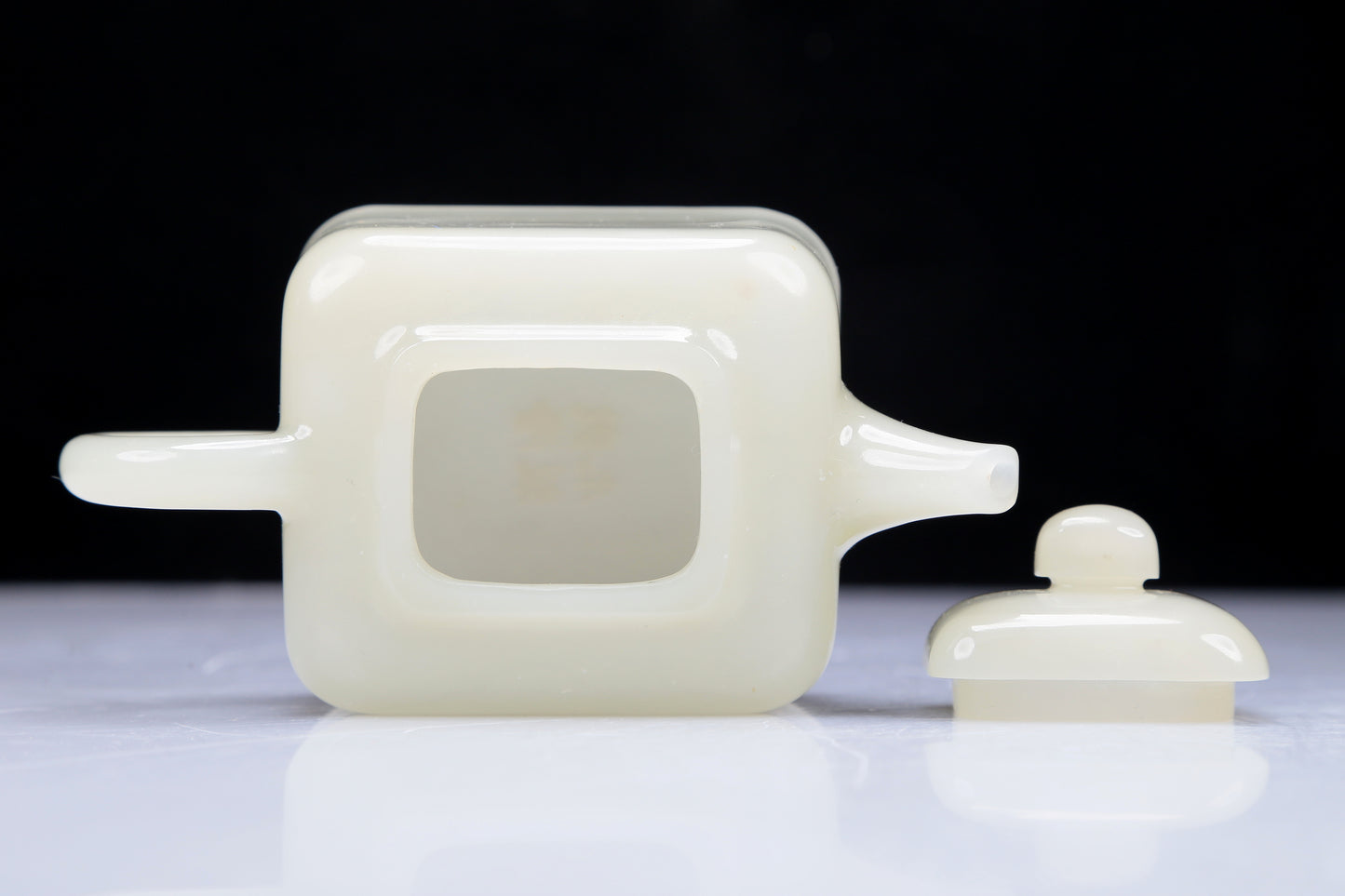 A Precious White Jade Teapot