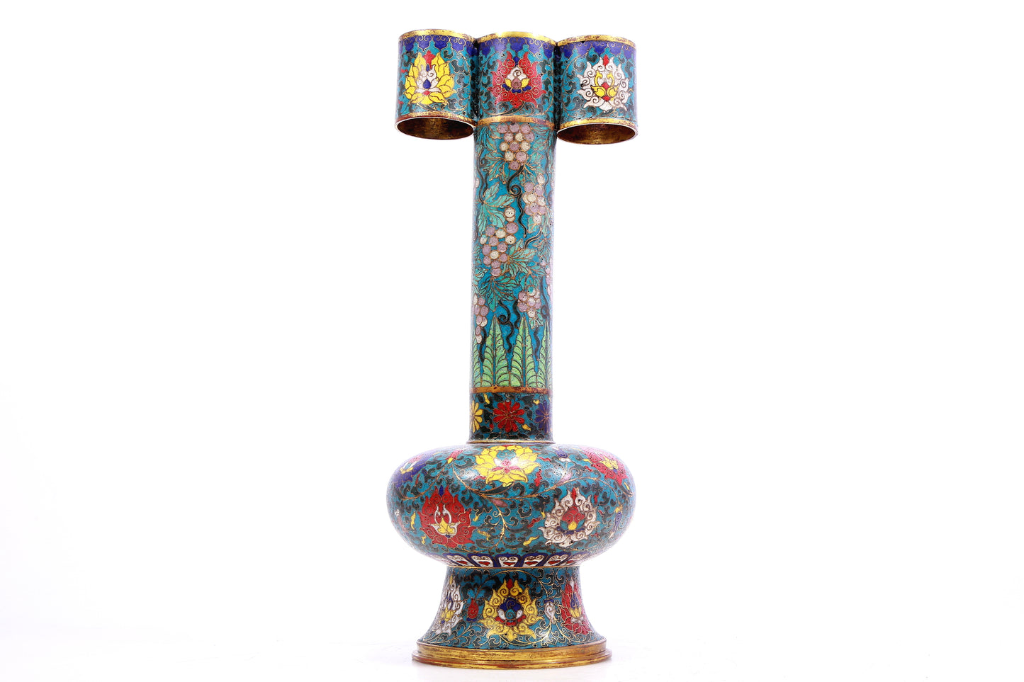 An Exquisite Cloisonne 'Flower' Vase