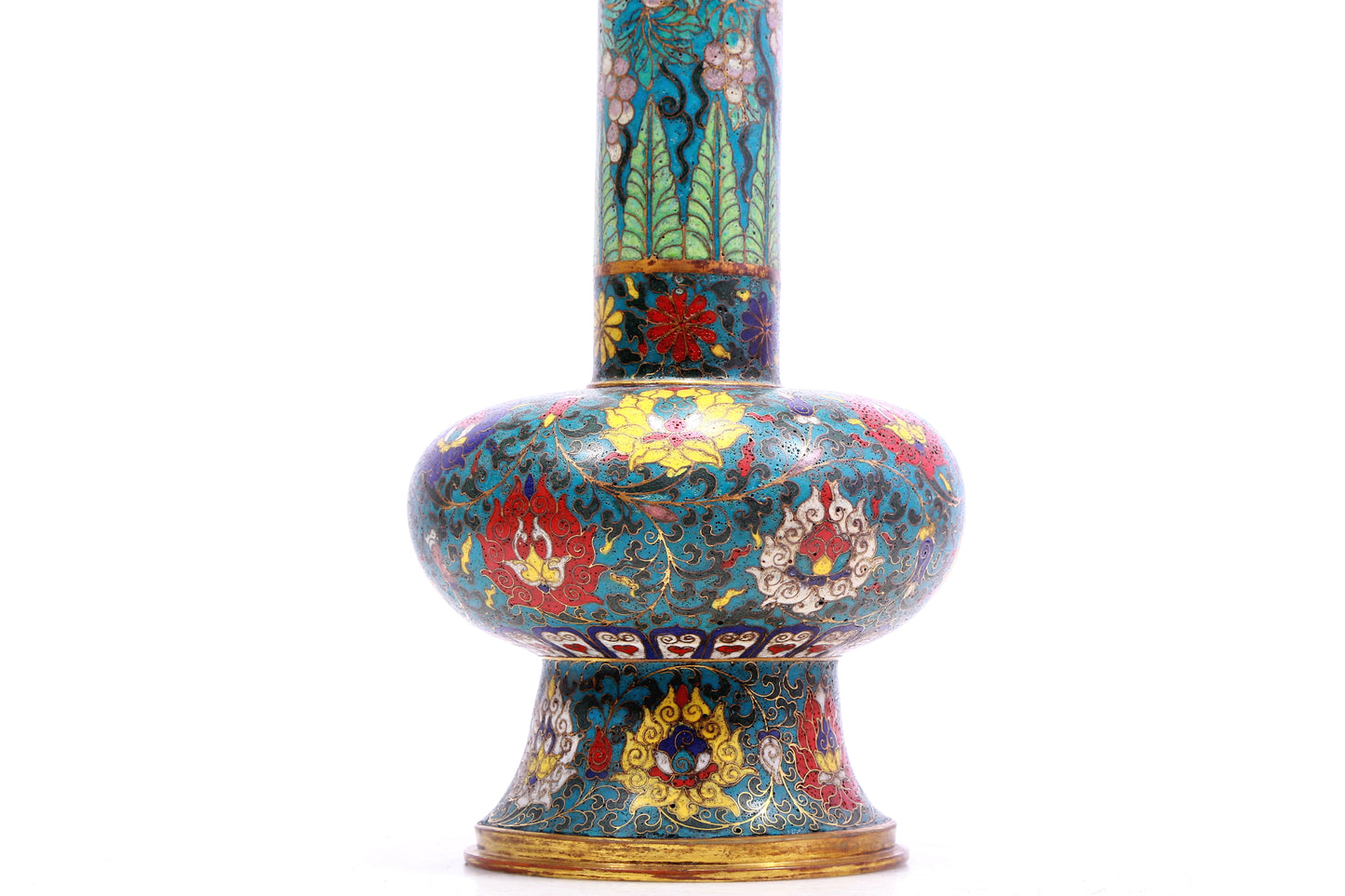 An Exquisite Cloisonne 'Flower' Vase