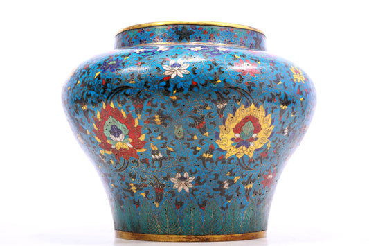 A cloisonné jar with lotus pattern