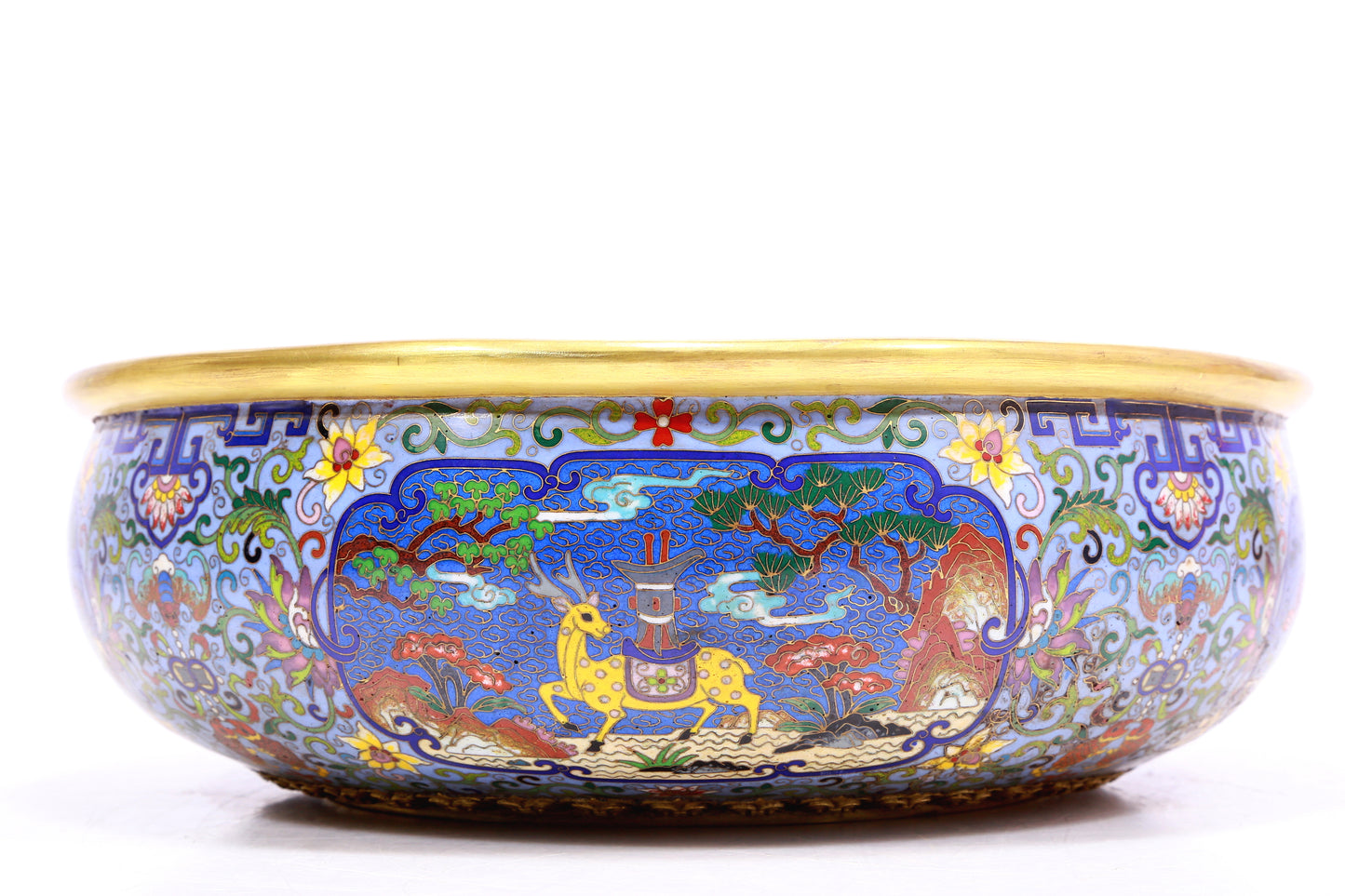 A cloisonne lotus pattern pen washer