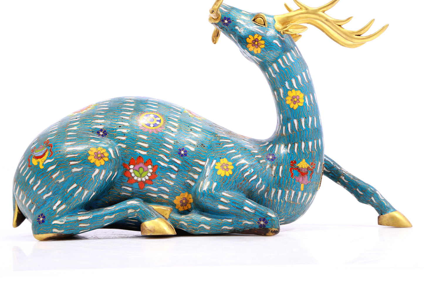 An Exquisite Cloisonne 'Deer' Decoration