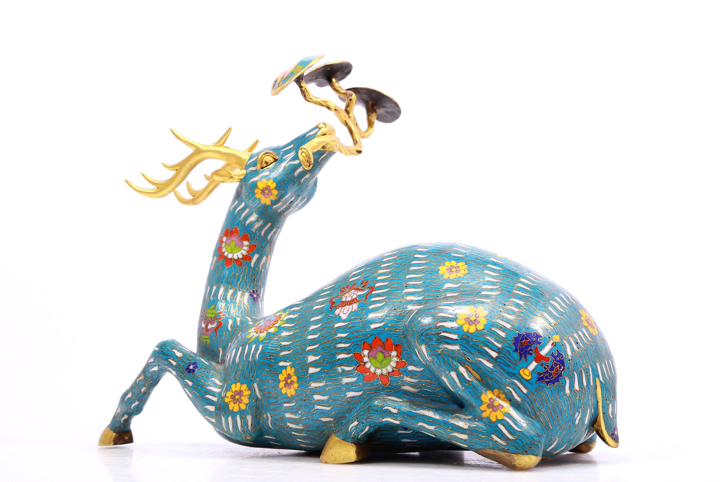 An Exquisite Cloisonne 'Deer' Decoration