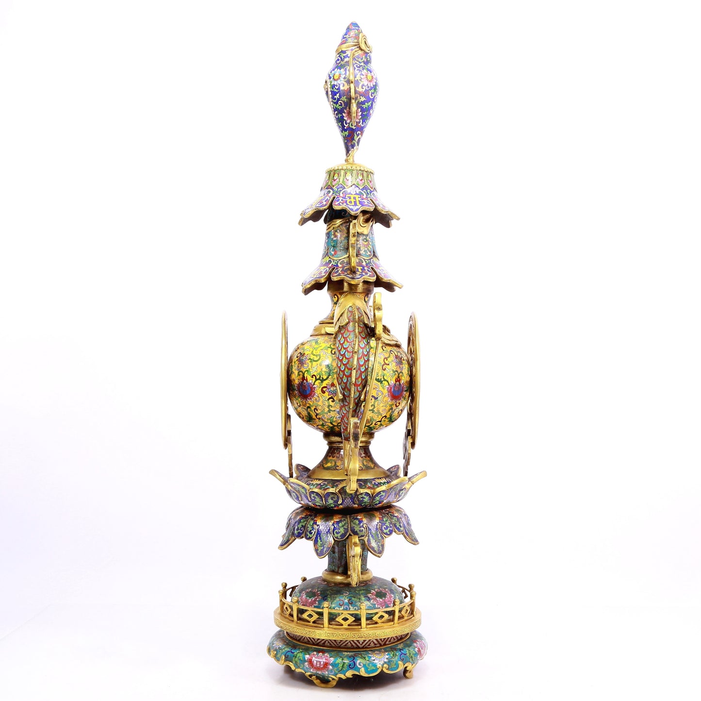 A cloisonné ritual vessel with entwining lotus patterns