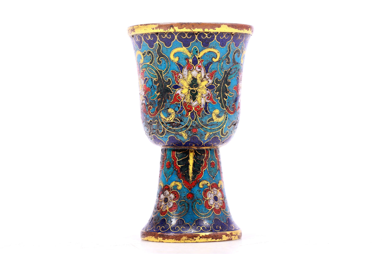 A Wonderful Cloisonne 'Scrolling Lotus' Cup