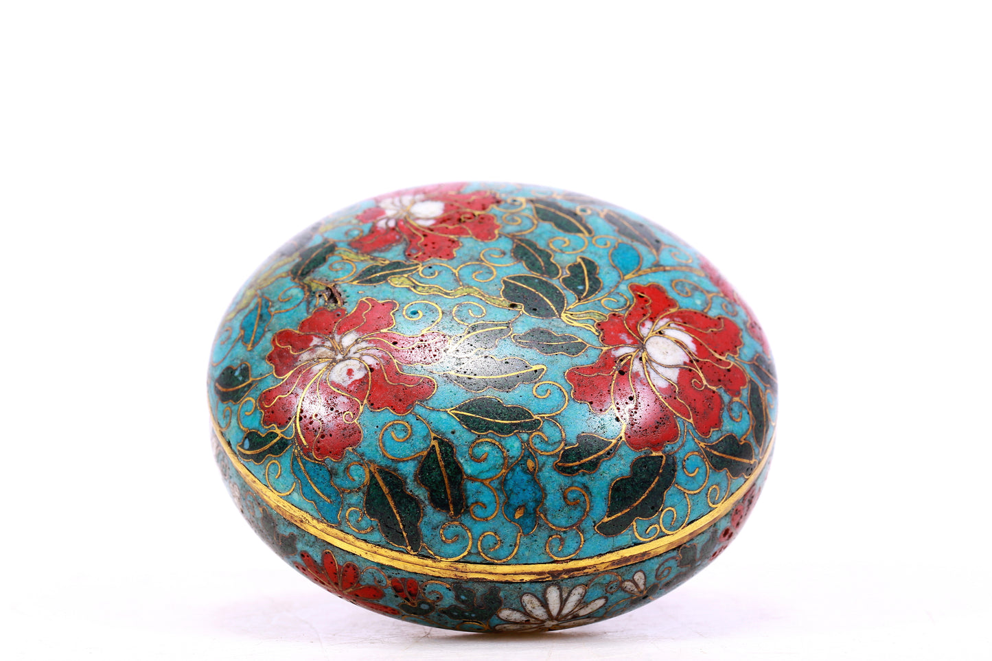 A cloisonné flower pattern box