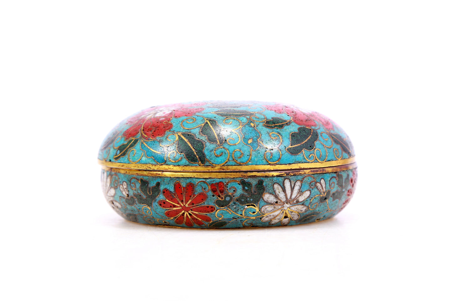 A cloisonné flower pattern box