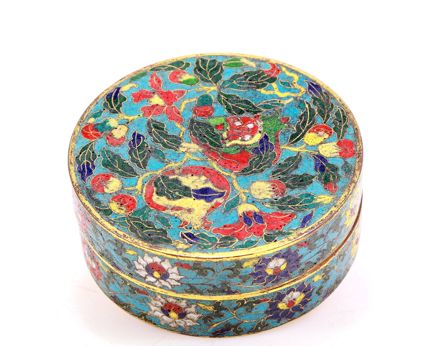 A cloisonné pomegranate pattern box