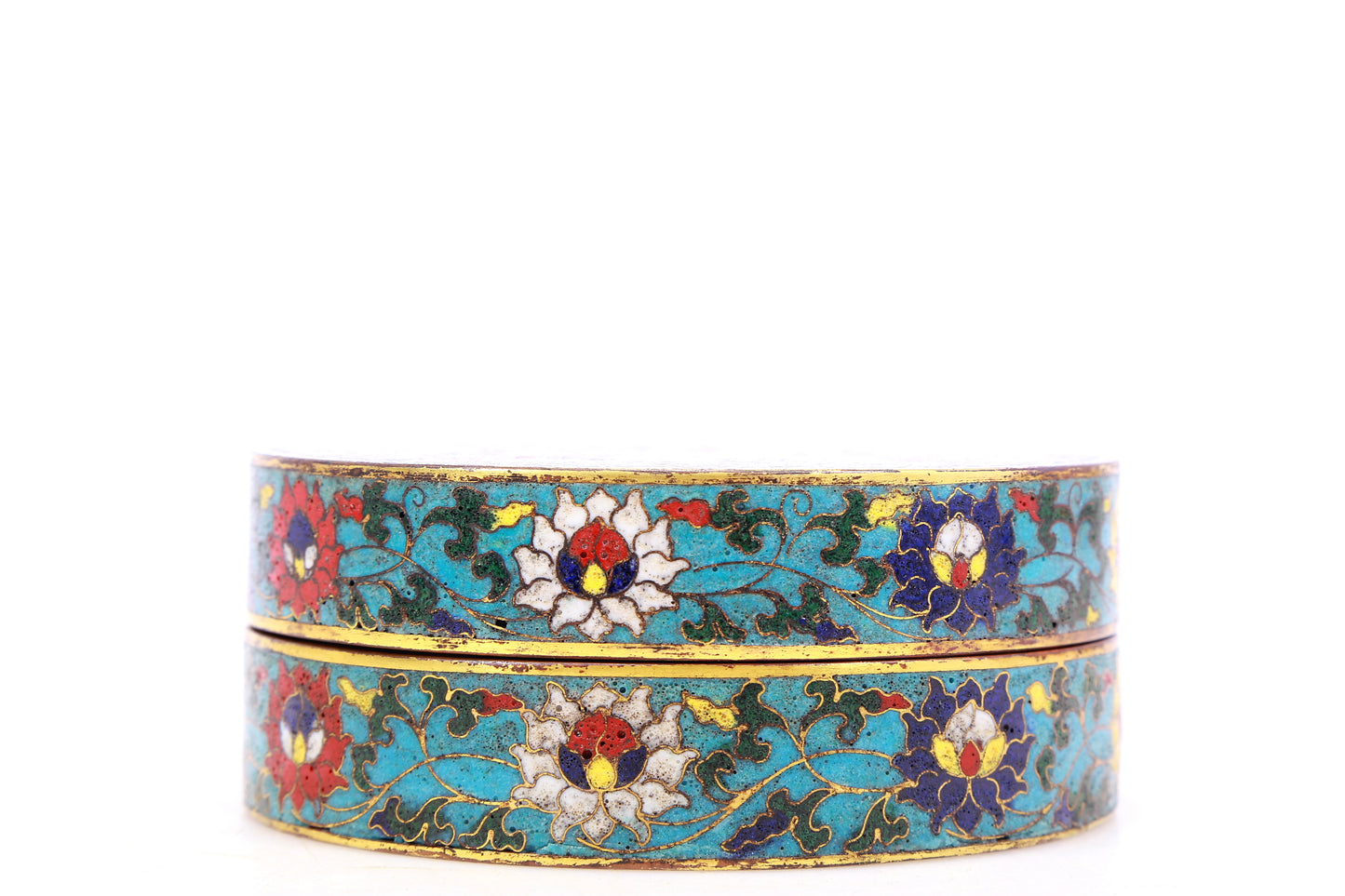 A cloisonné pomegranate pattern box