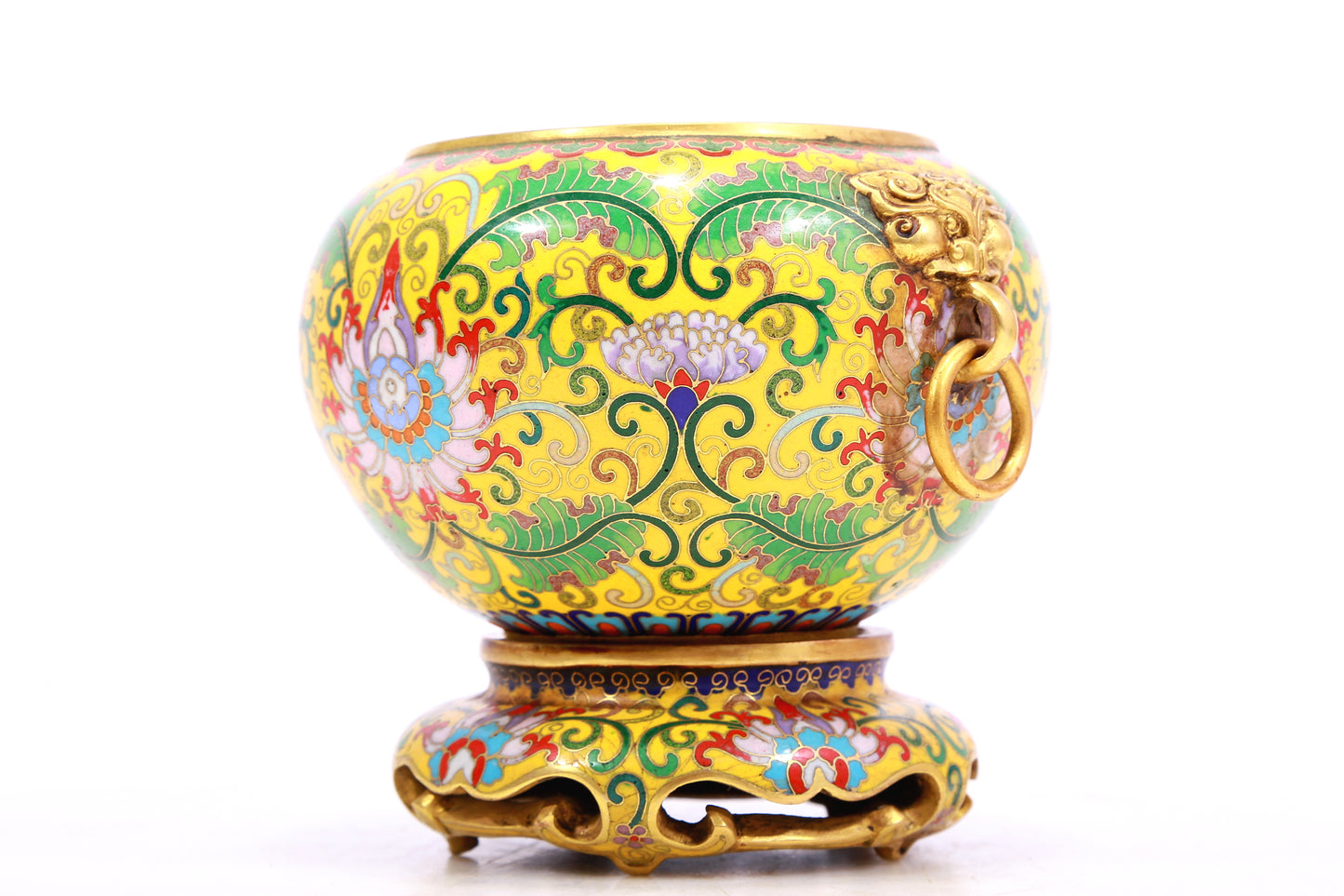 A cloisonné bowl with lotus pattern and auspicious animal ears