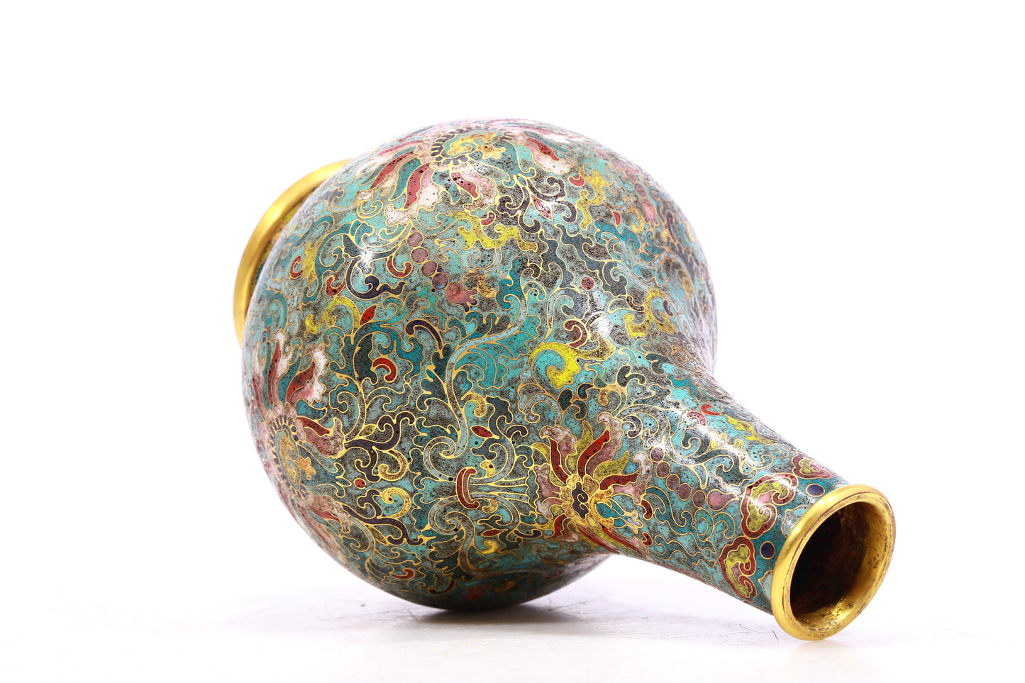 An Excellent Cloisonne 'Scrolling Lotus' Vase