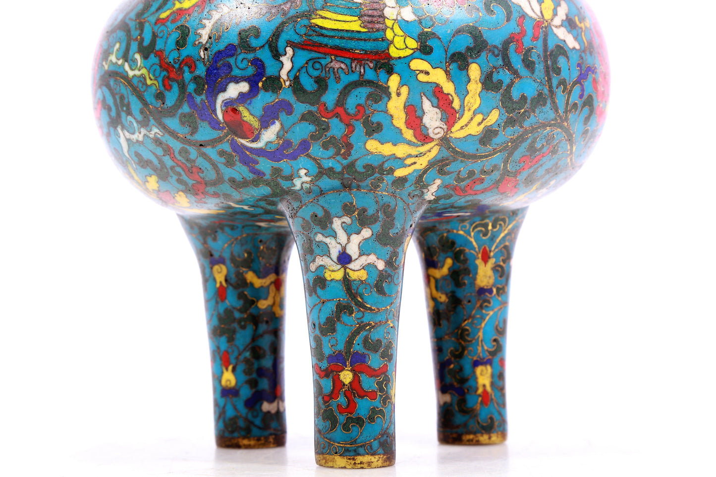 A cloisonné 'Phoenix and Flower' amphorae with three legs