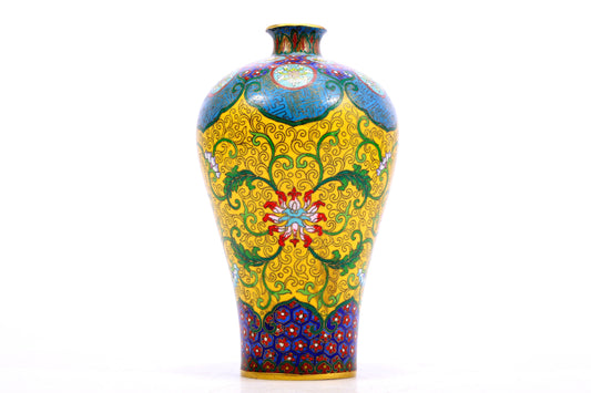 A Gorgeous Cloisonne 'Scrolling Lotus' Vase