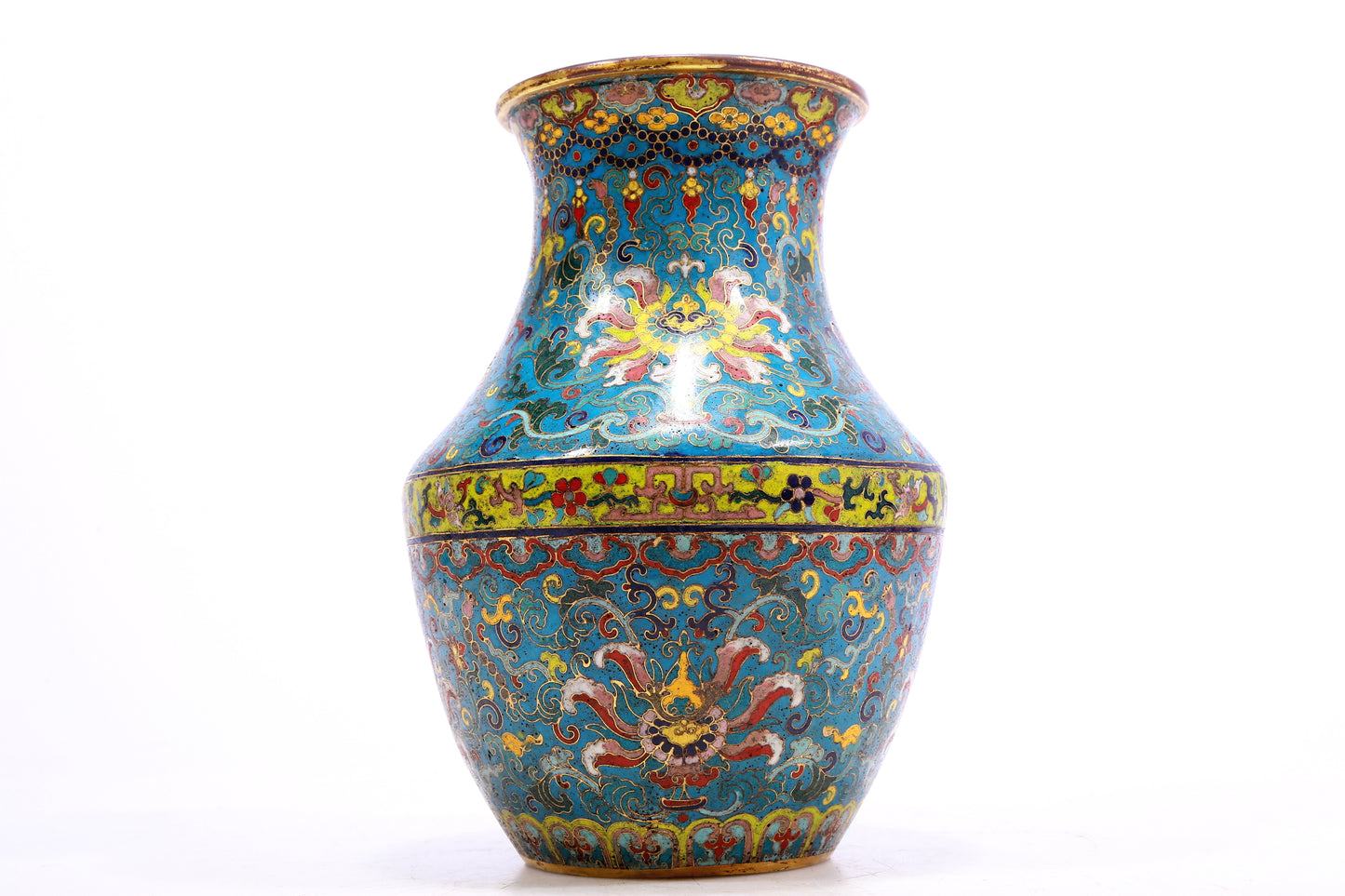 An Exquisite Cloisonne 'Scrolling Lotus' Vase