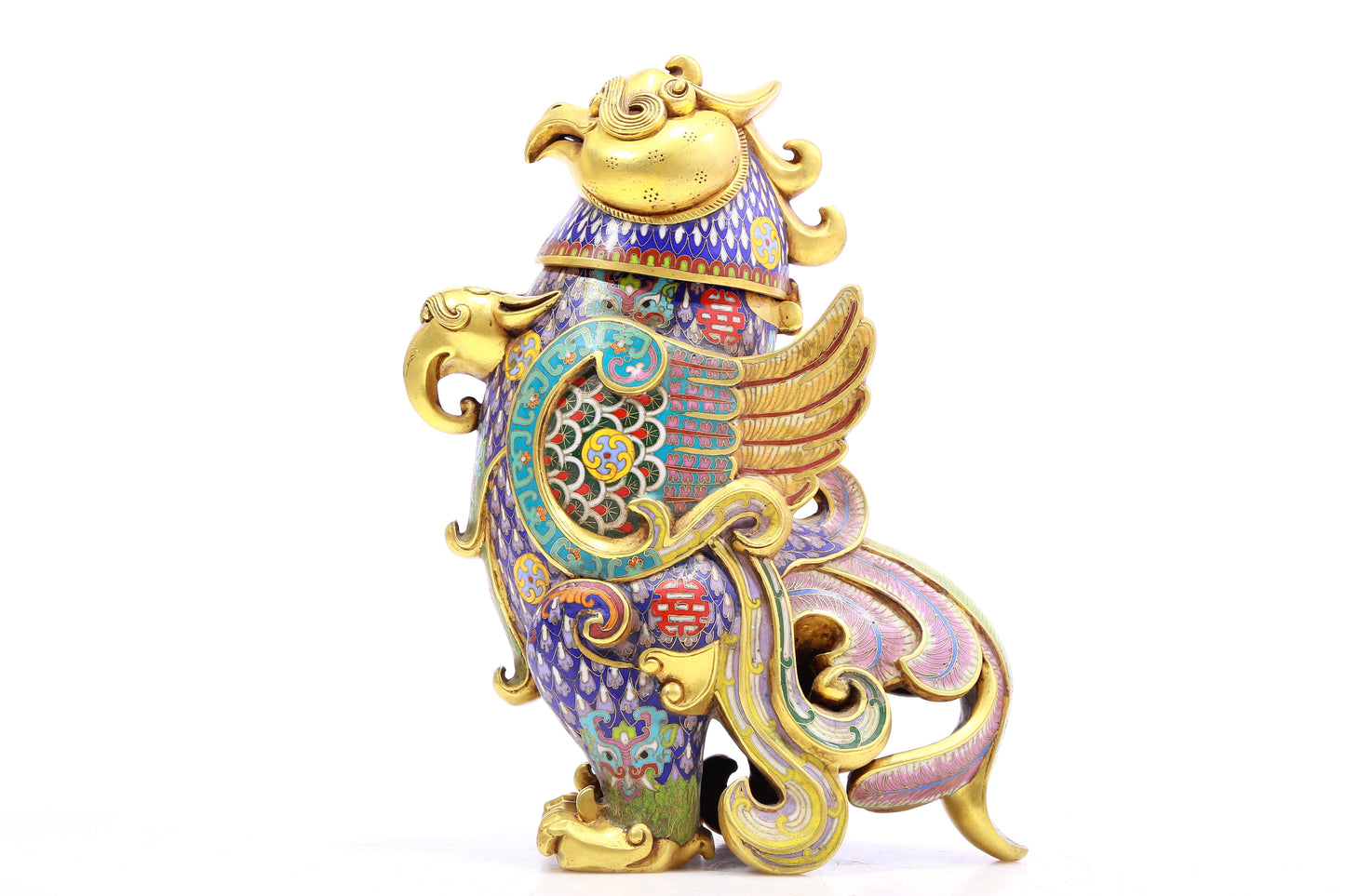 A Precious Cloisonne 'Auspicious Beast' Jar