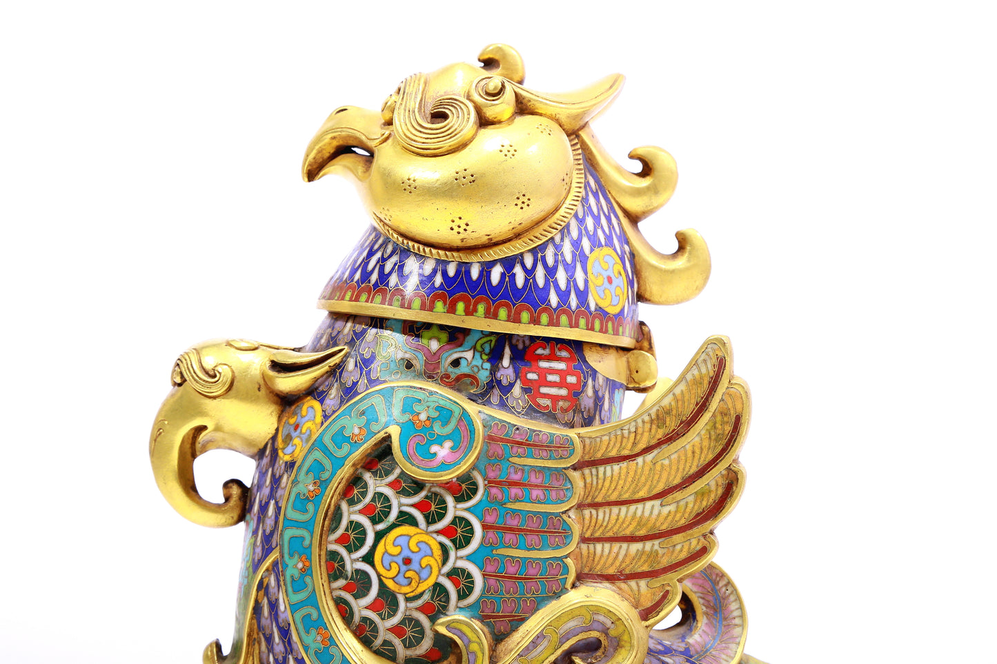 A Precious Cloisonne 'Auspicious Beast' Jar