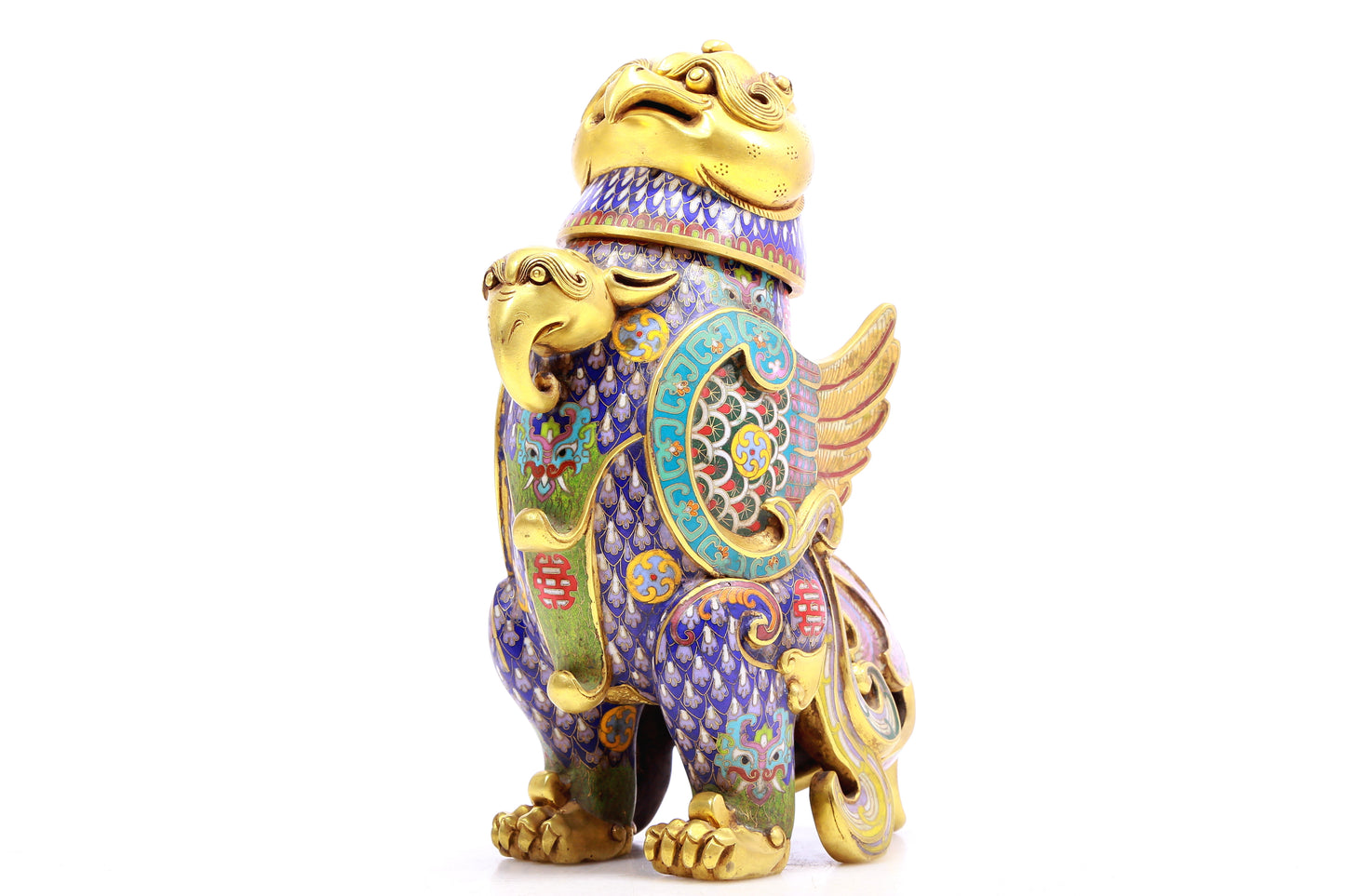 A Precious Cloisonne 'Auspicious Beast' Jar