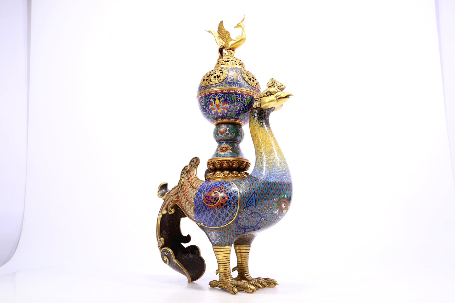 A cloisonné phoenix censer with twining lotus pattern