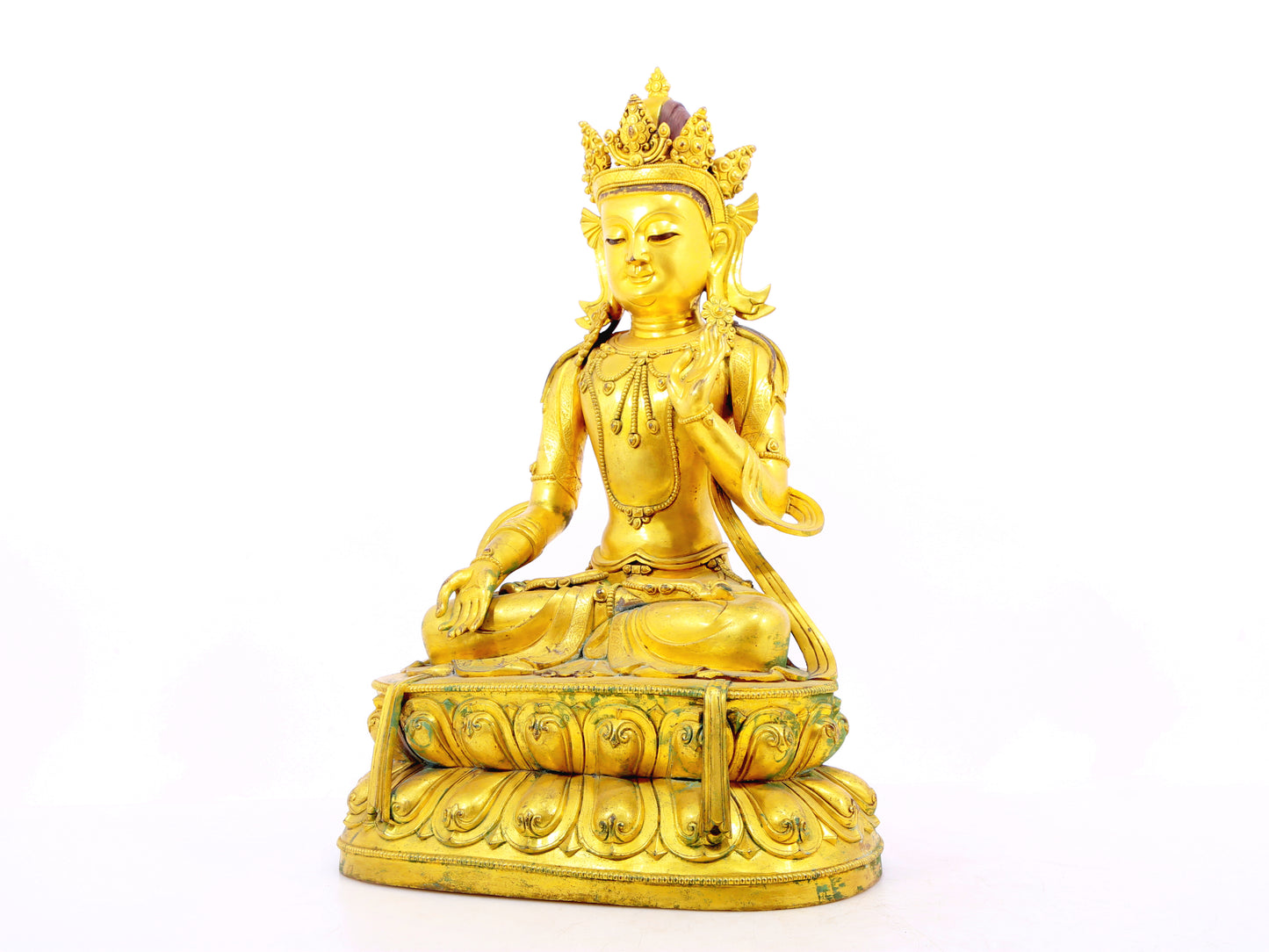 A solemn gilt bronze statue of Bodhisattva