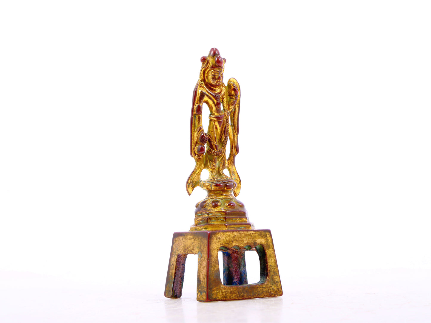 A serene gilt bronze statue of Bodhisattva