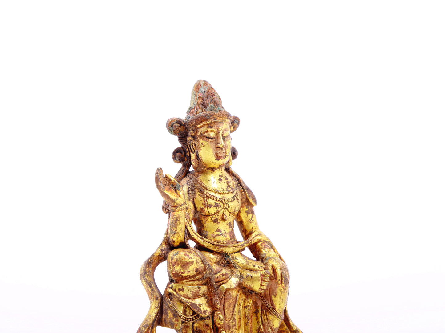 A serene gilt bronze statue of Bodhisattva