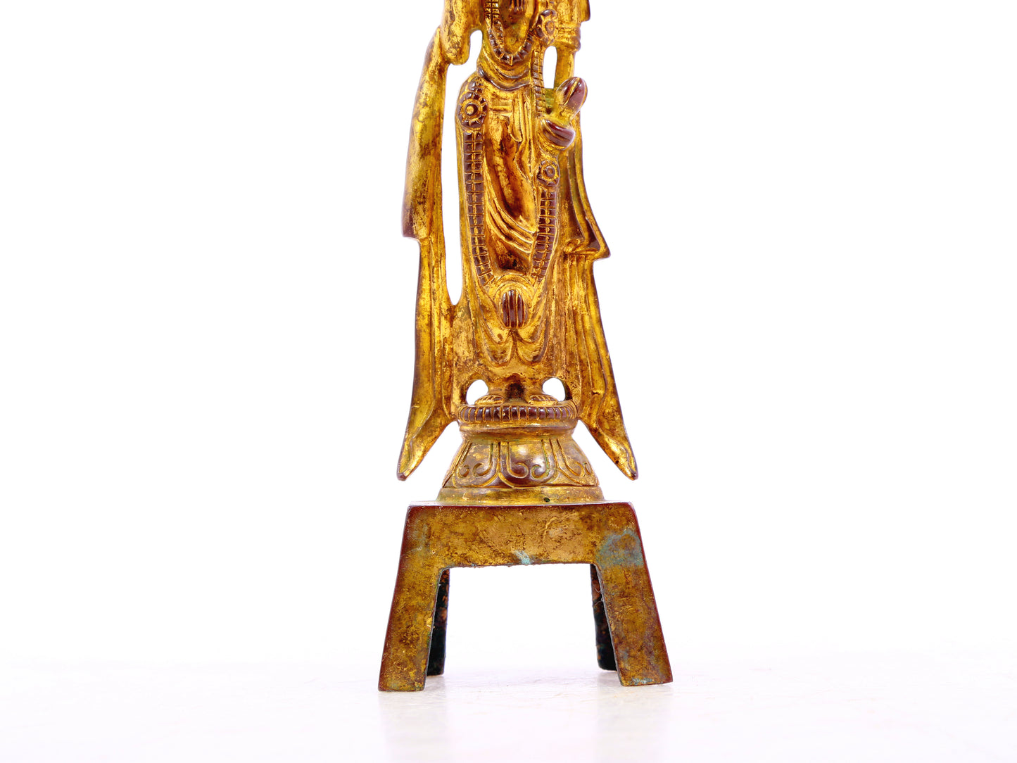 A serene gilt bronze statue of Guanyin