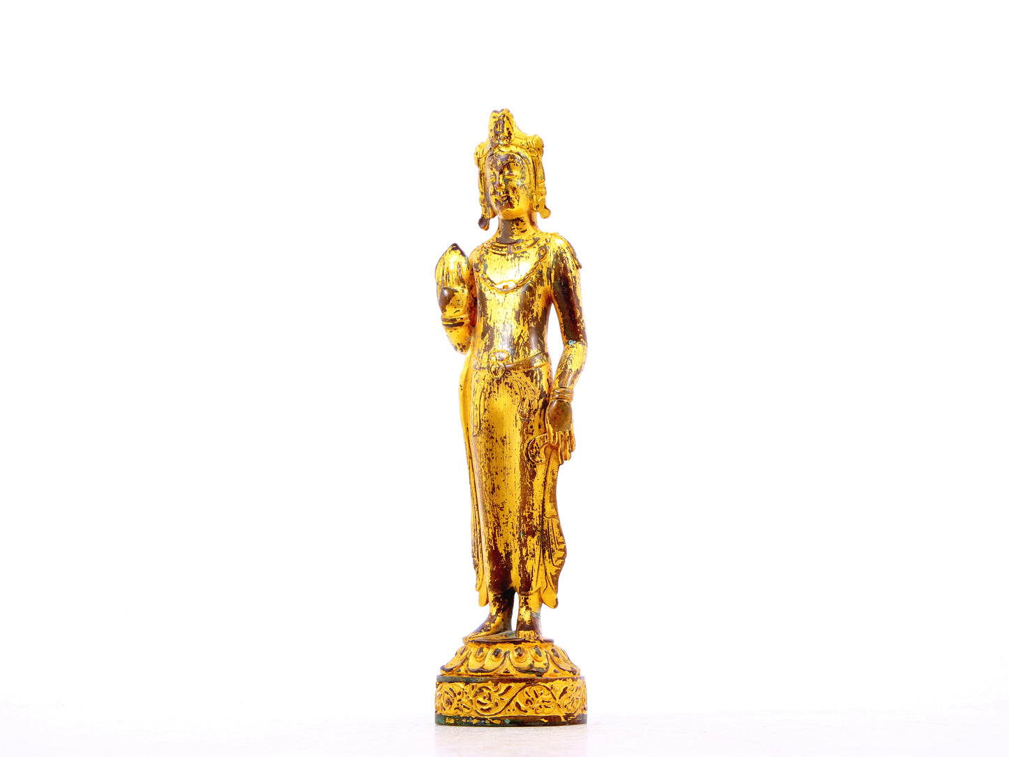 A serene gilt bronze statue of Bodhisattva