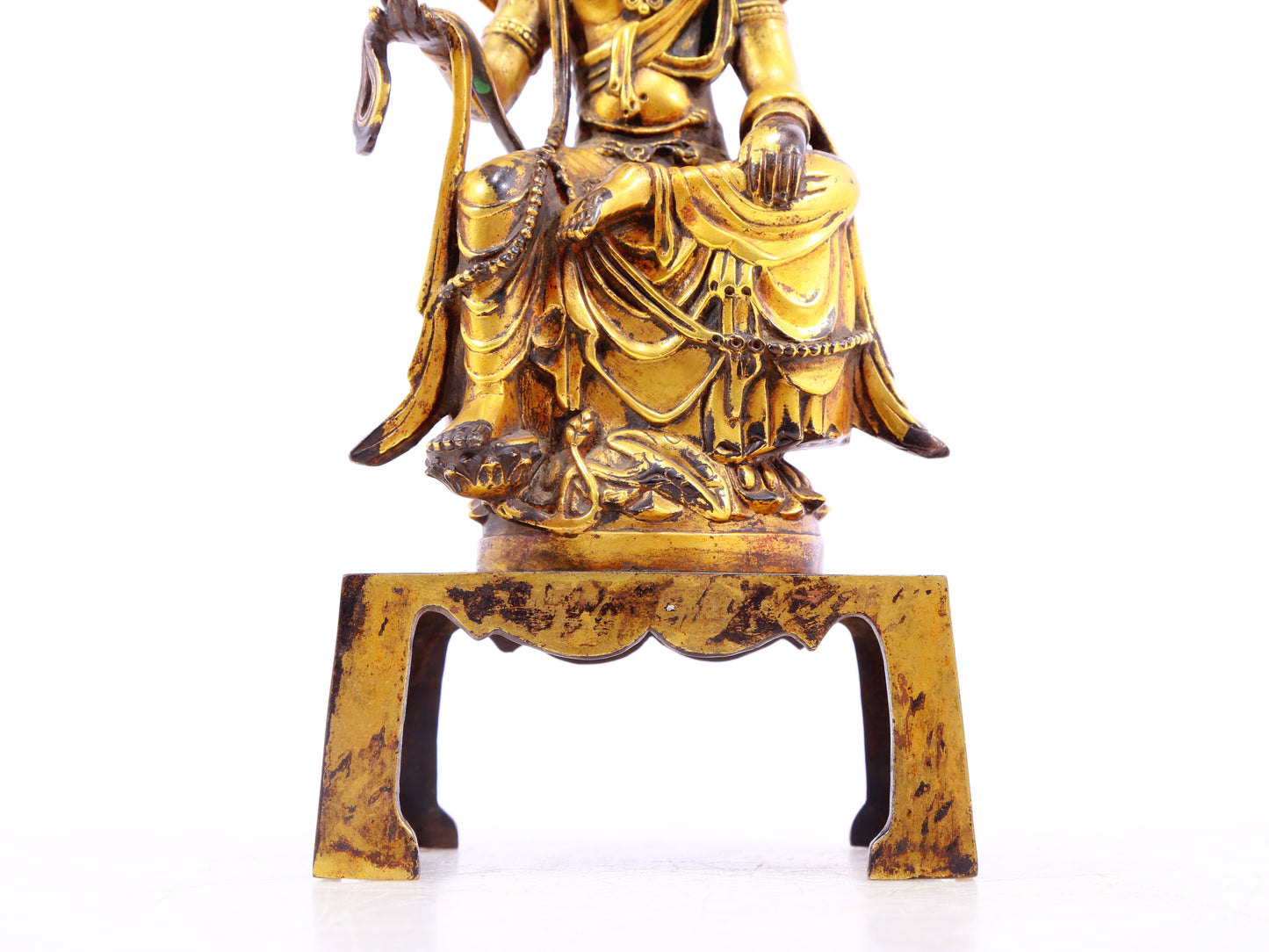 A serene gilt bronze statue of Bodhisattva