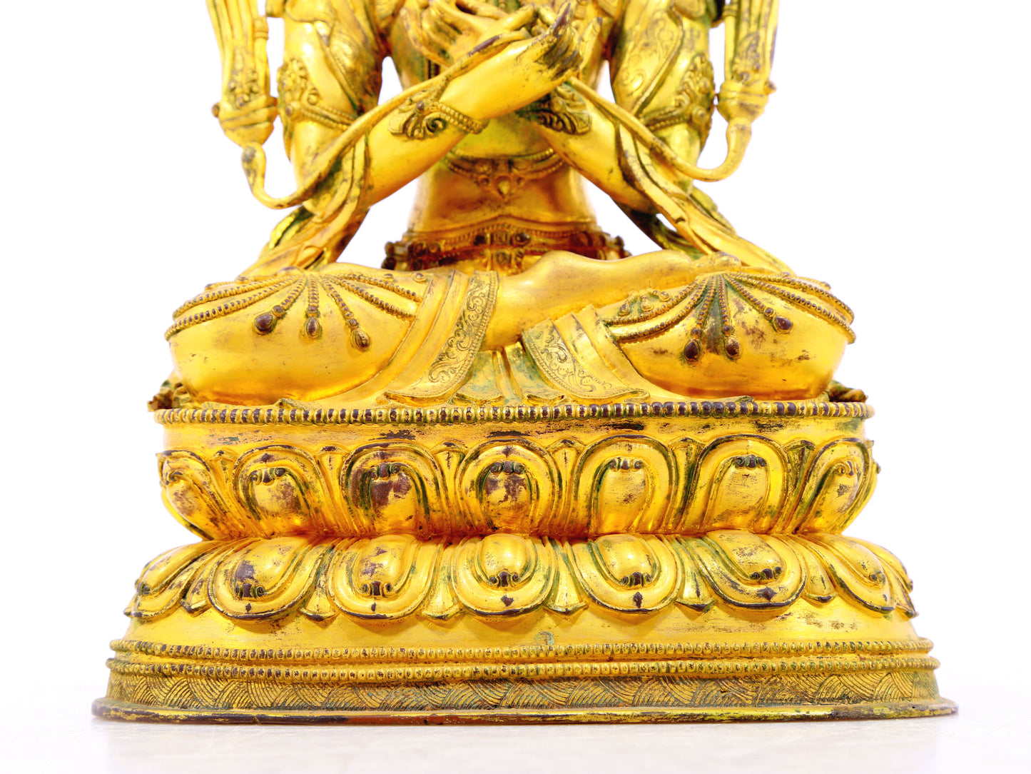 A serene gilt bronze statue of Bodhisattva